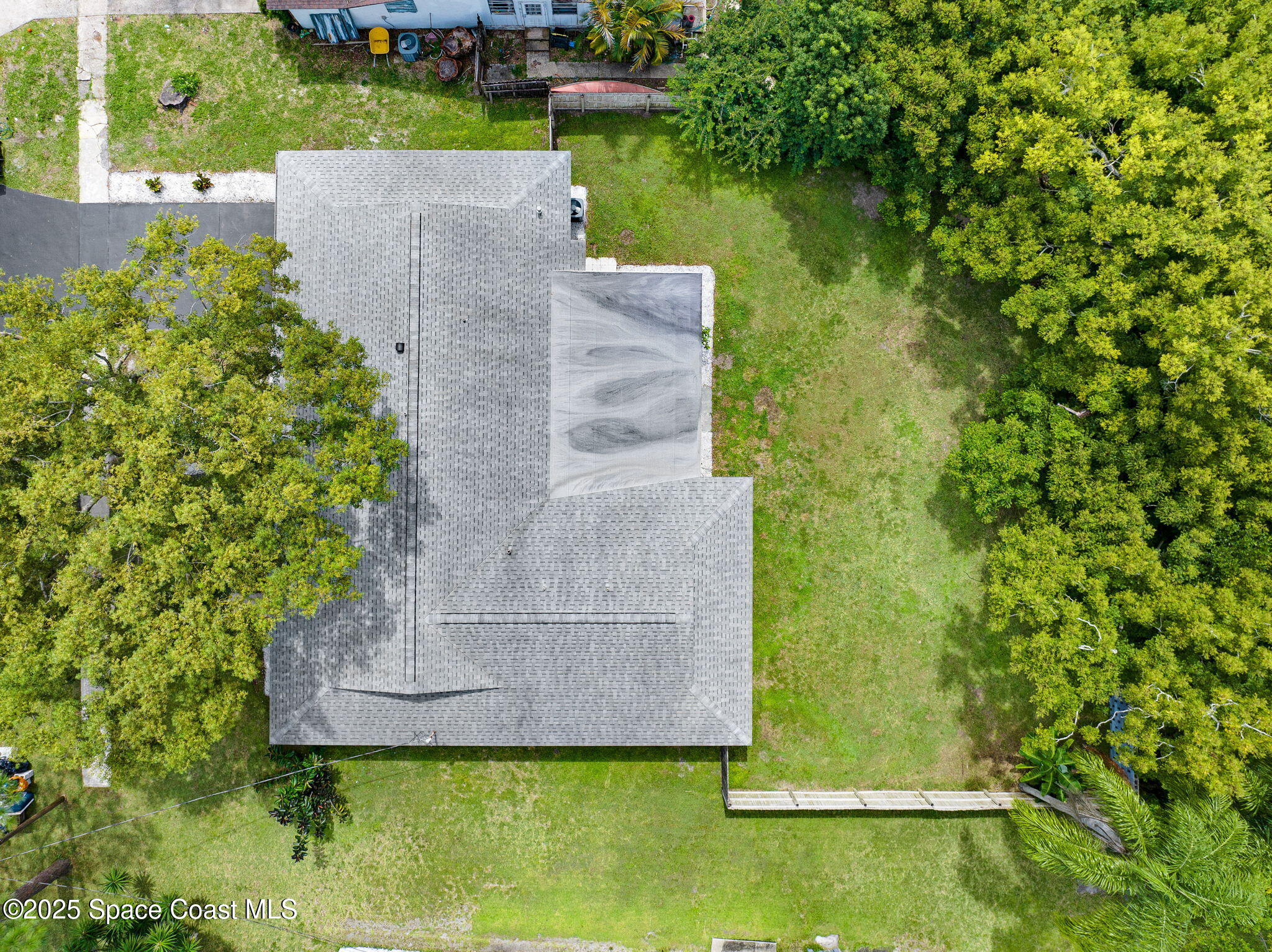 416 Poinsettia Avenue