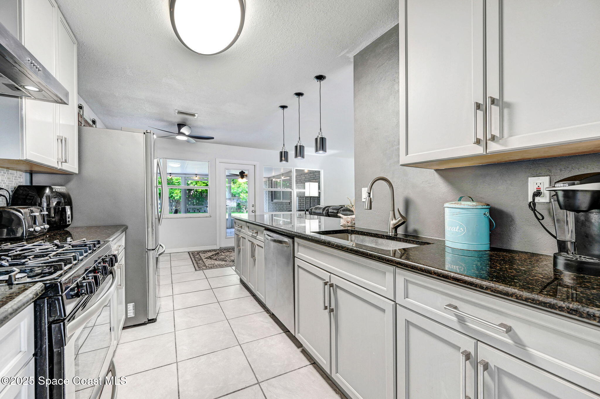 416 Poinsettia Avenue