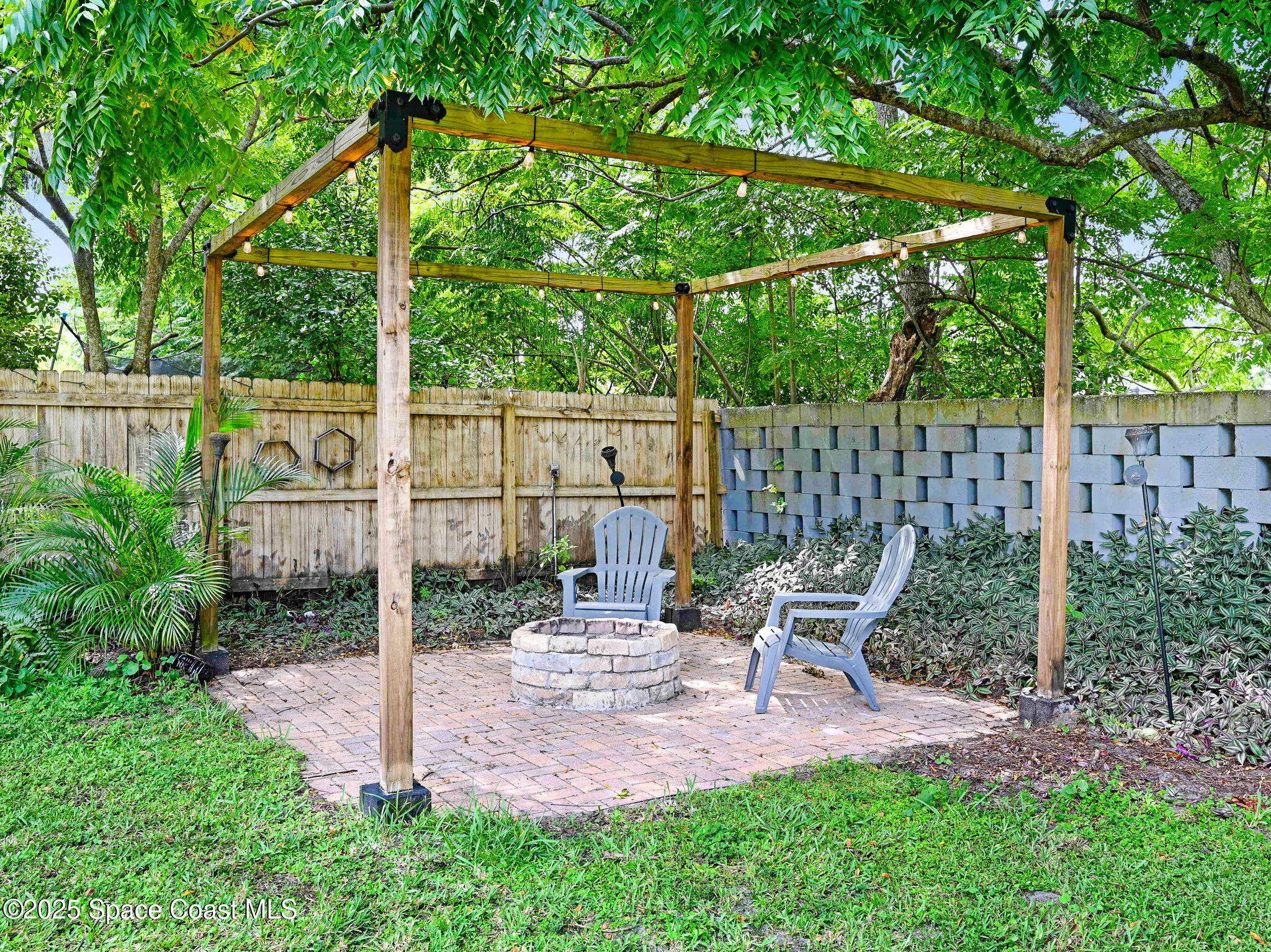 416 Poinsettia Avenue