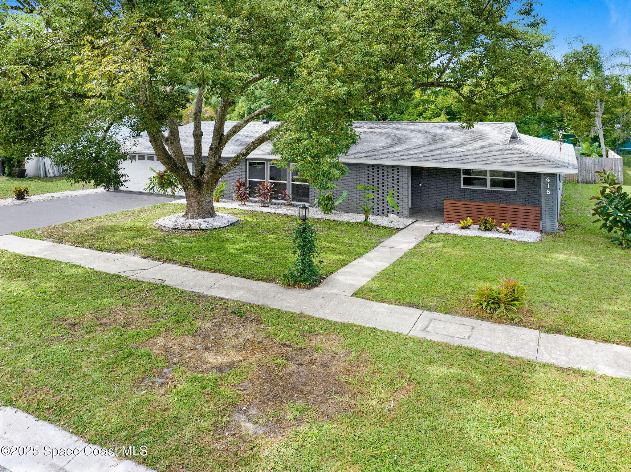 416 Poinsettia Avenue