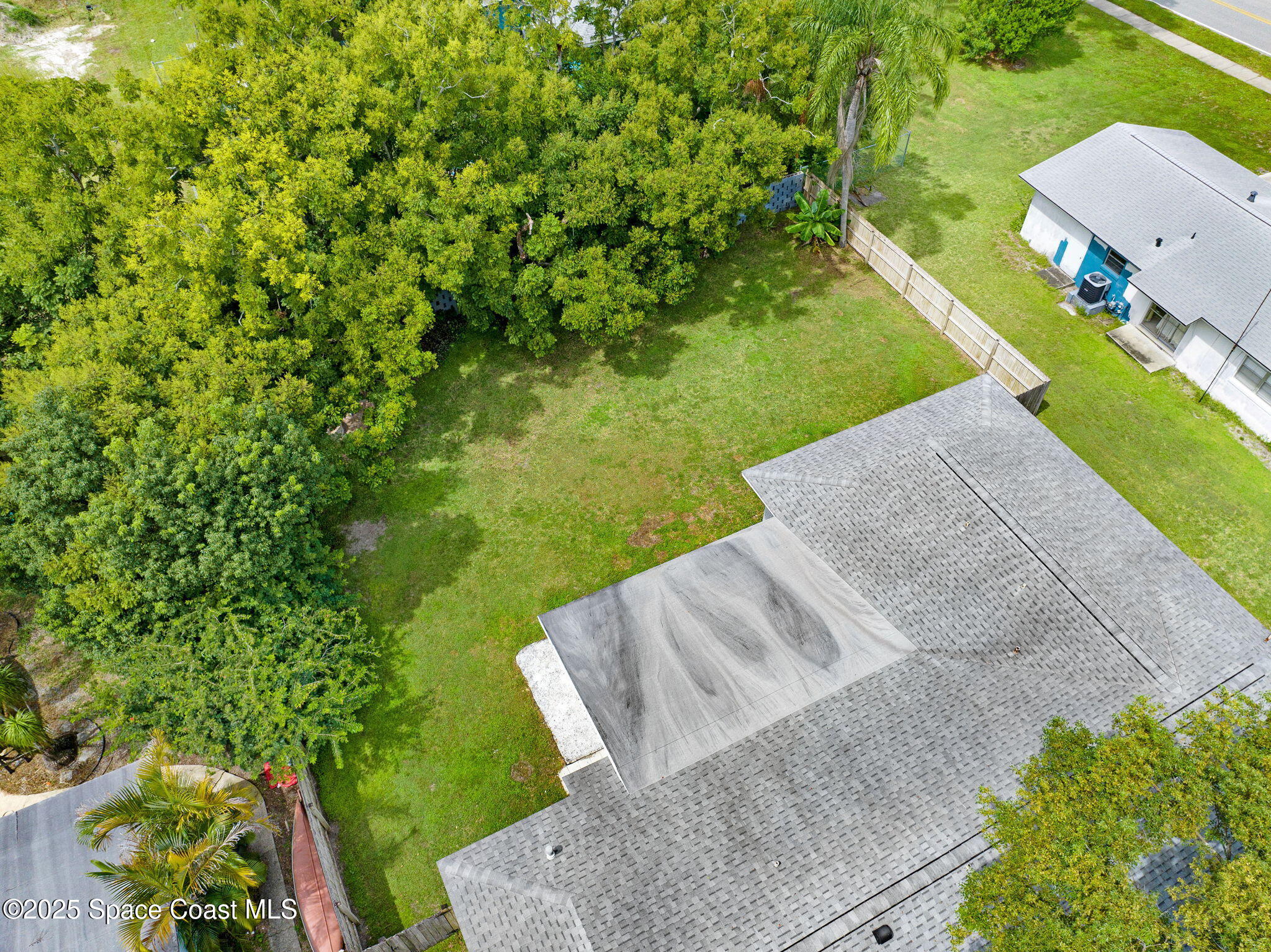 416 Poinsettia Avenue