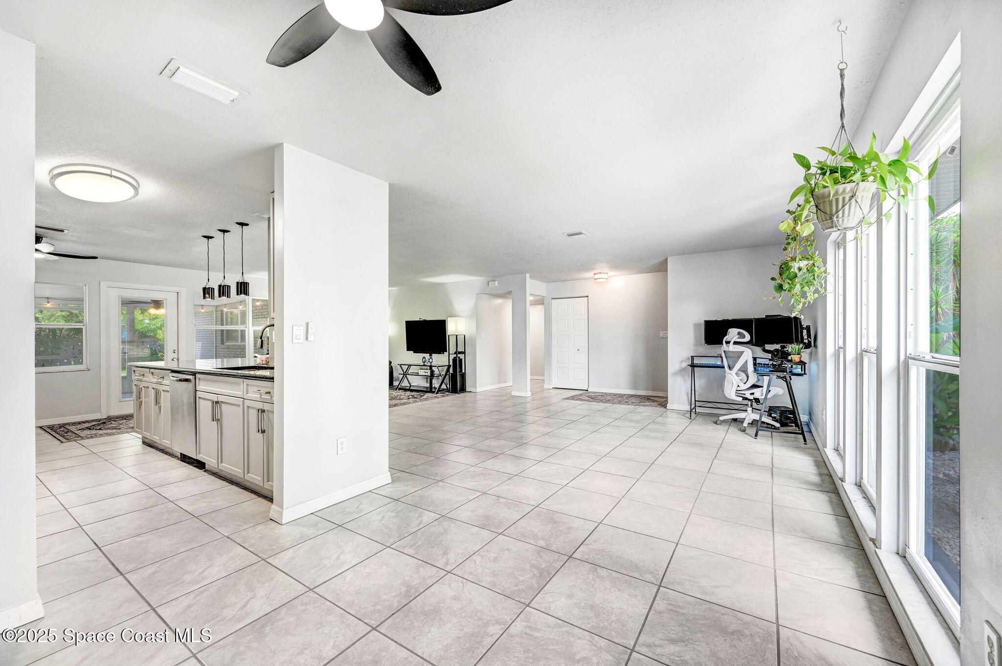 416 Poinsettia Avenue