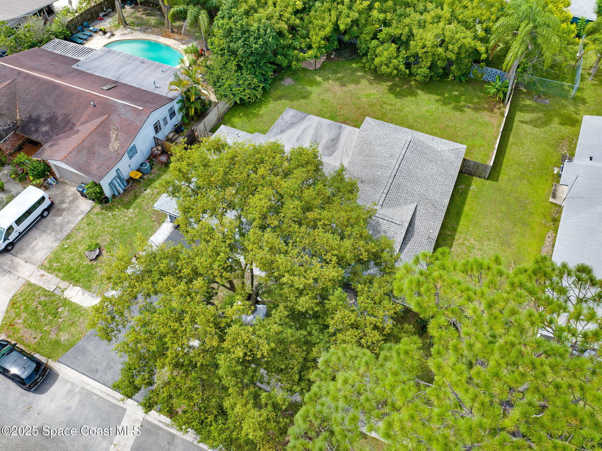 416 Poinsettia Avenue