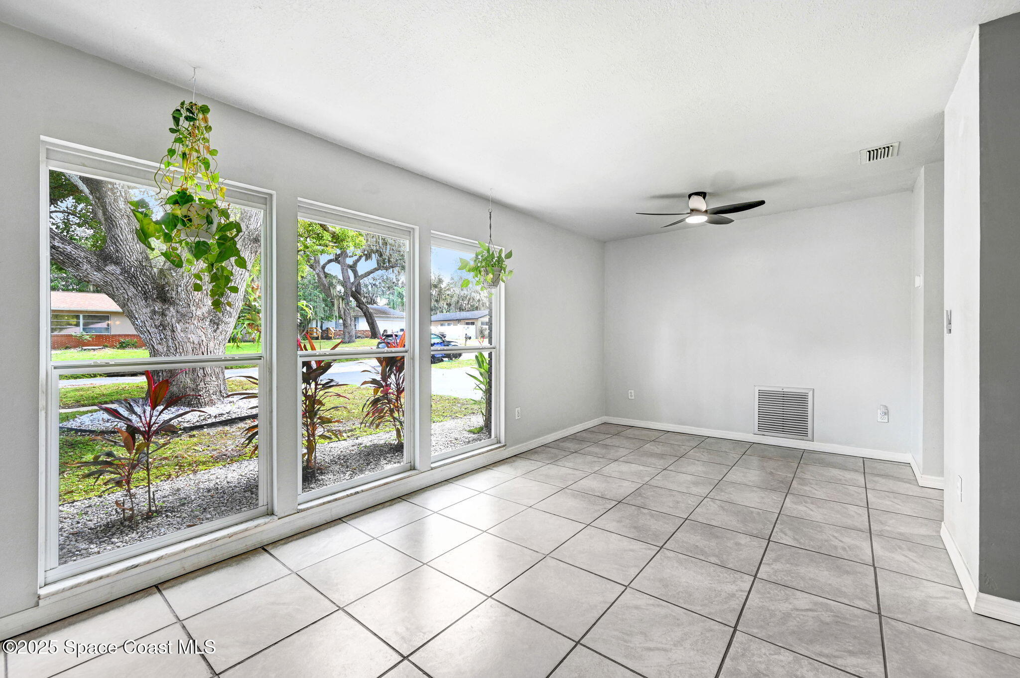 416 Poinsettia Avenue