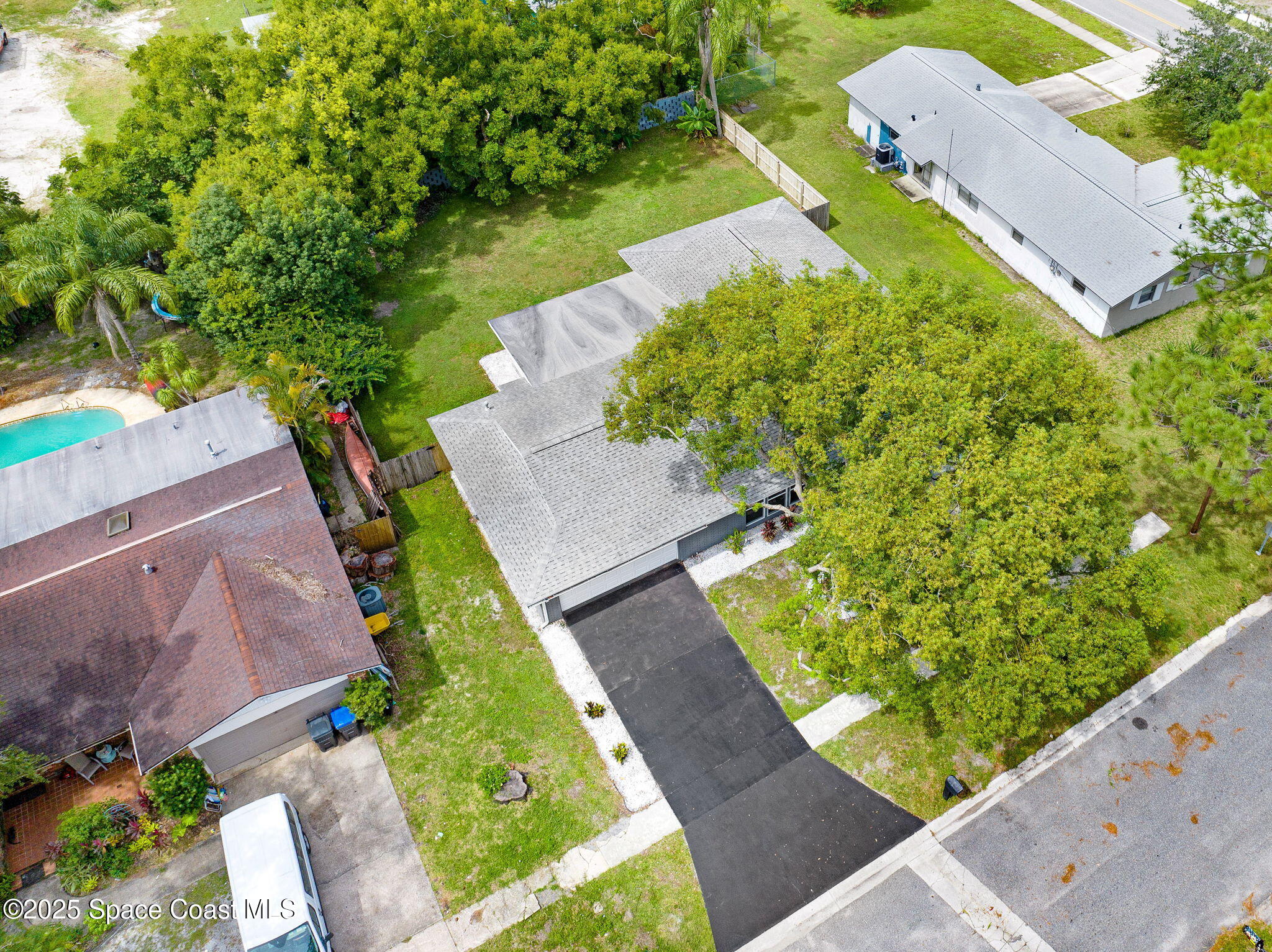 416 Poinsettia Avenue