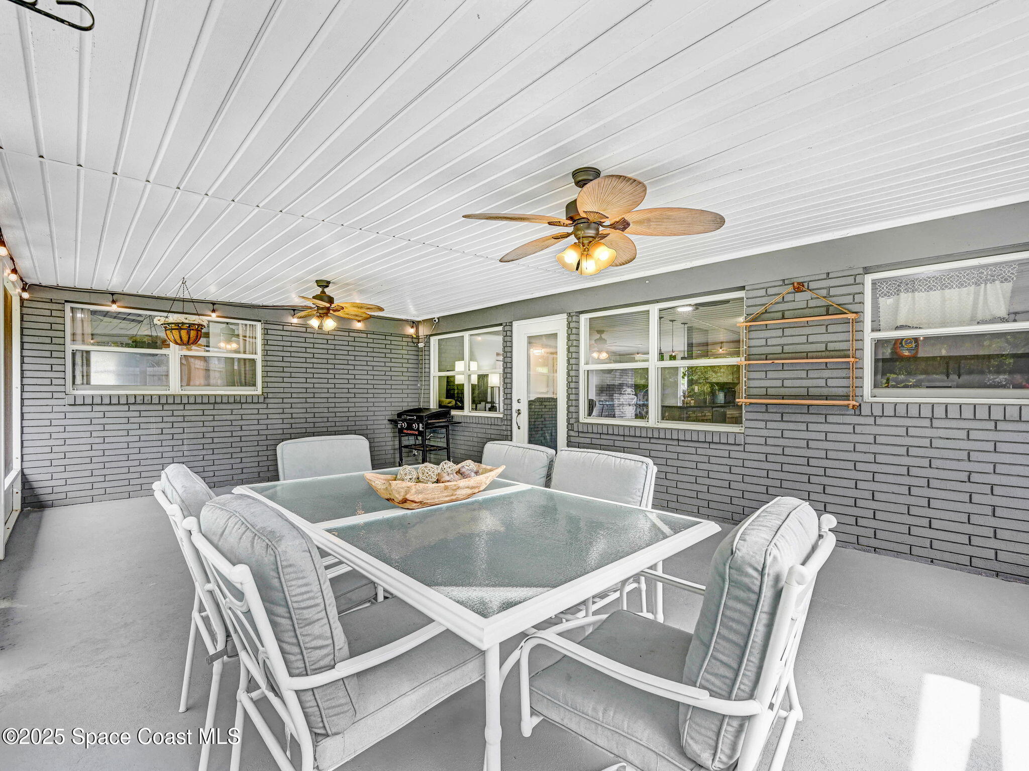 416 Poinsettia Avenue