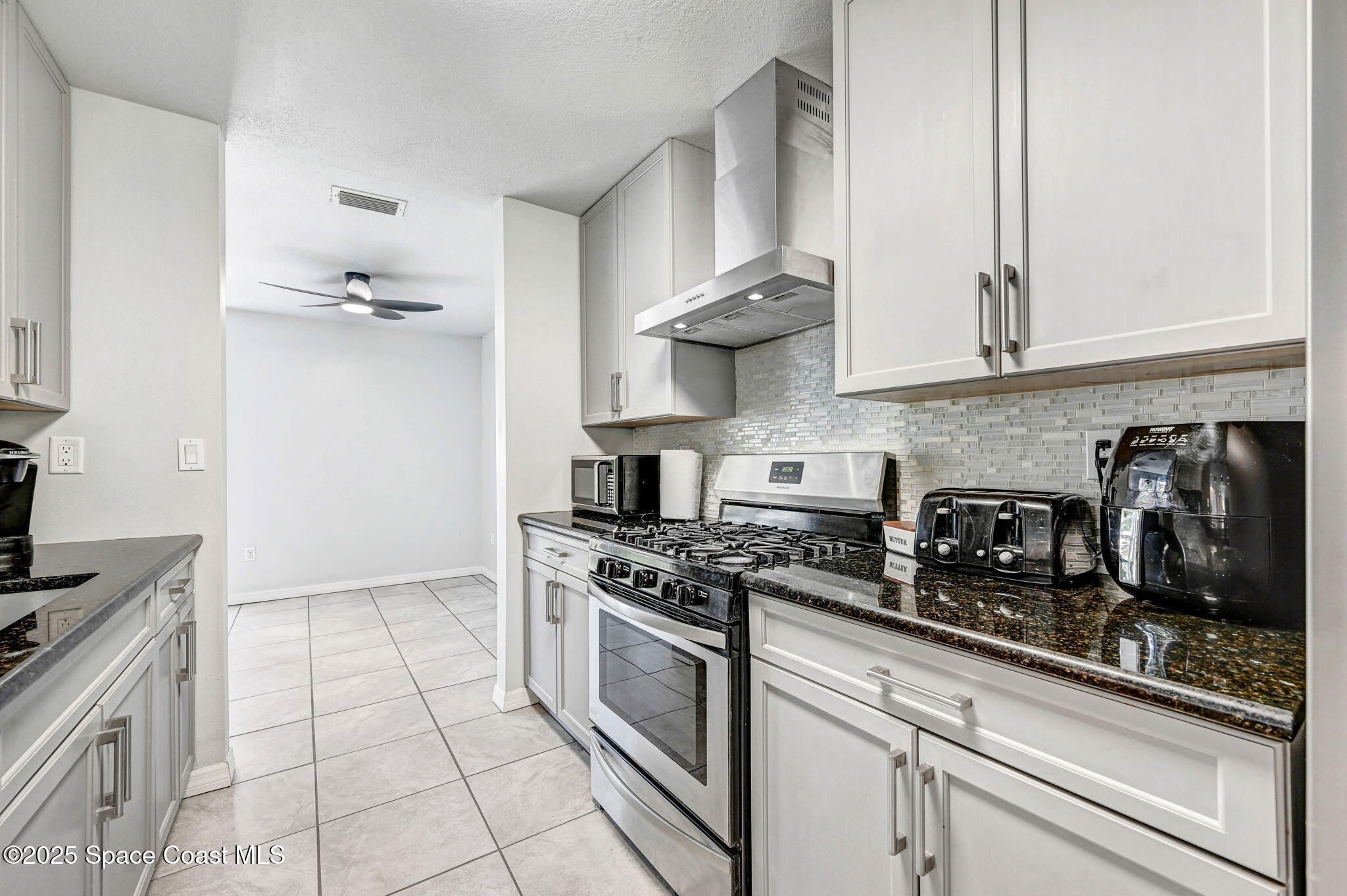 416 Poinsettia Avenue