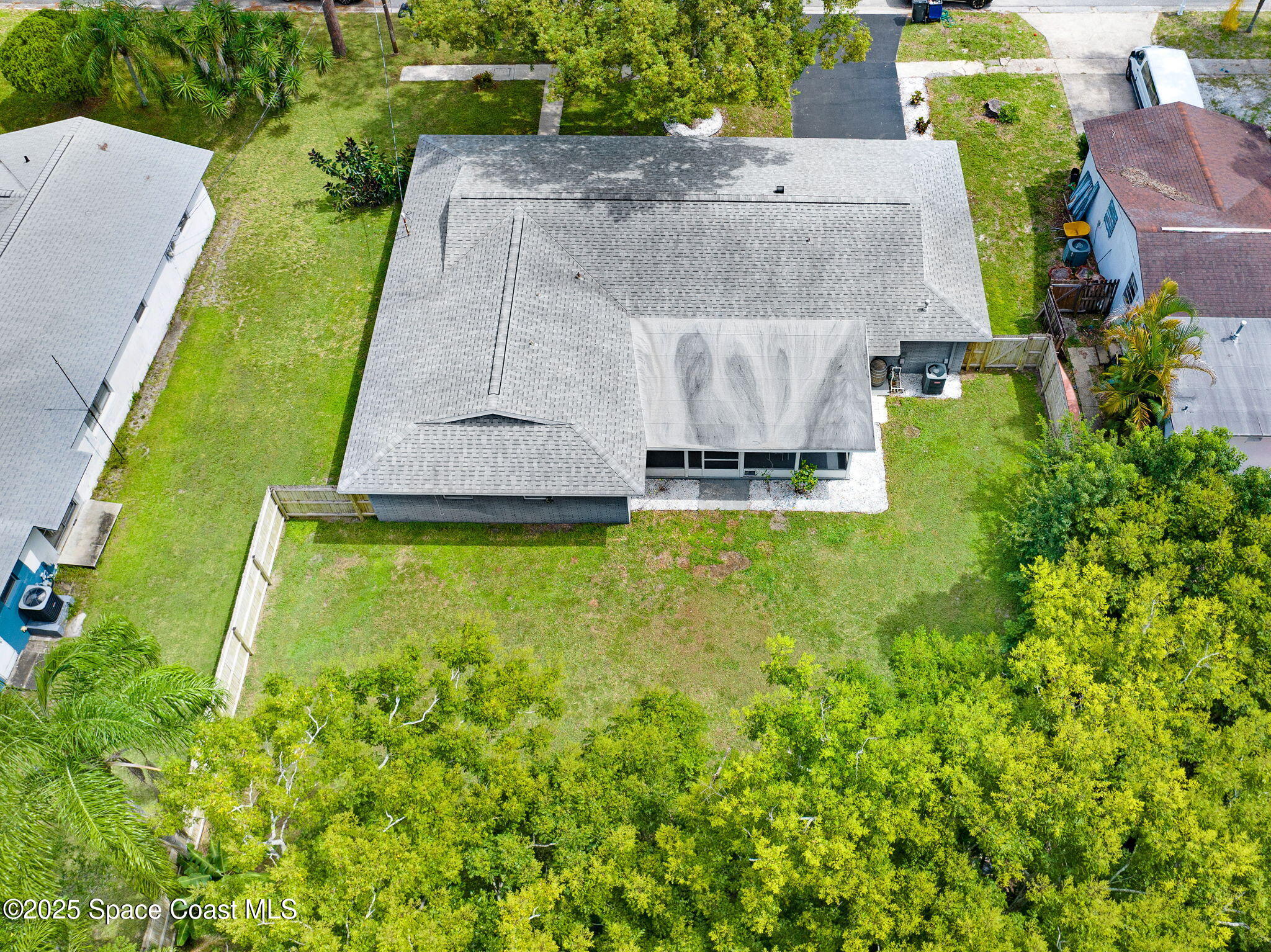 416 Poinsettia Avenue