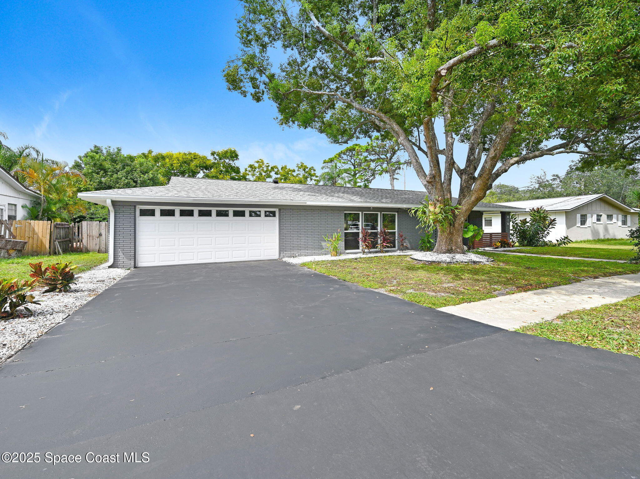 416 Poinsettia Avenue