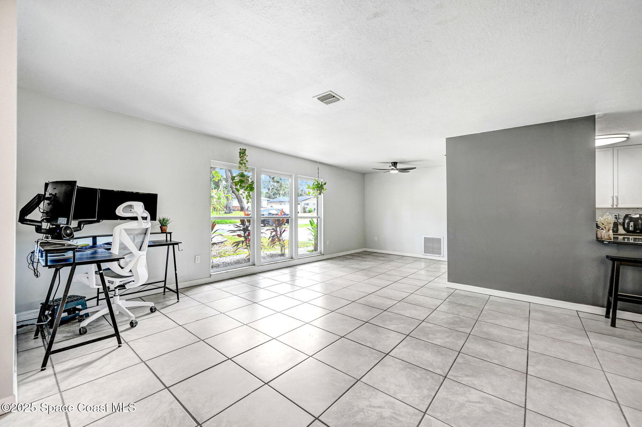 416 Poinsettia Avenue