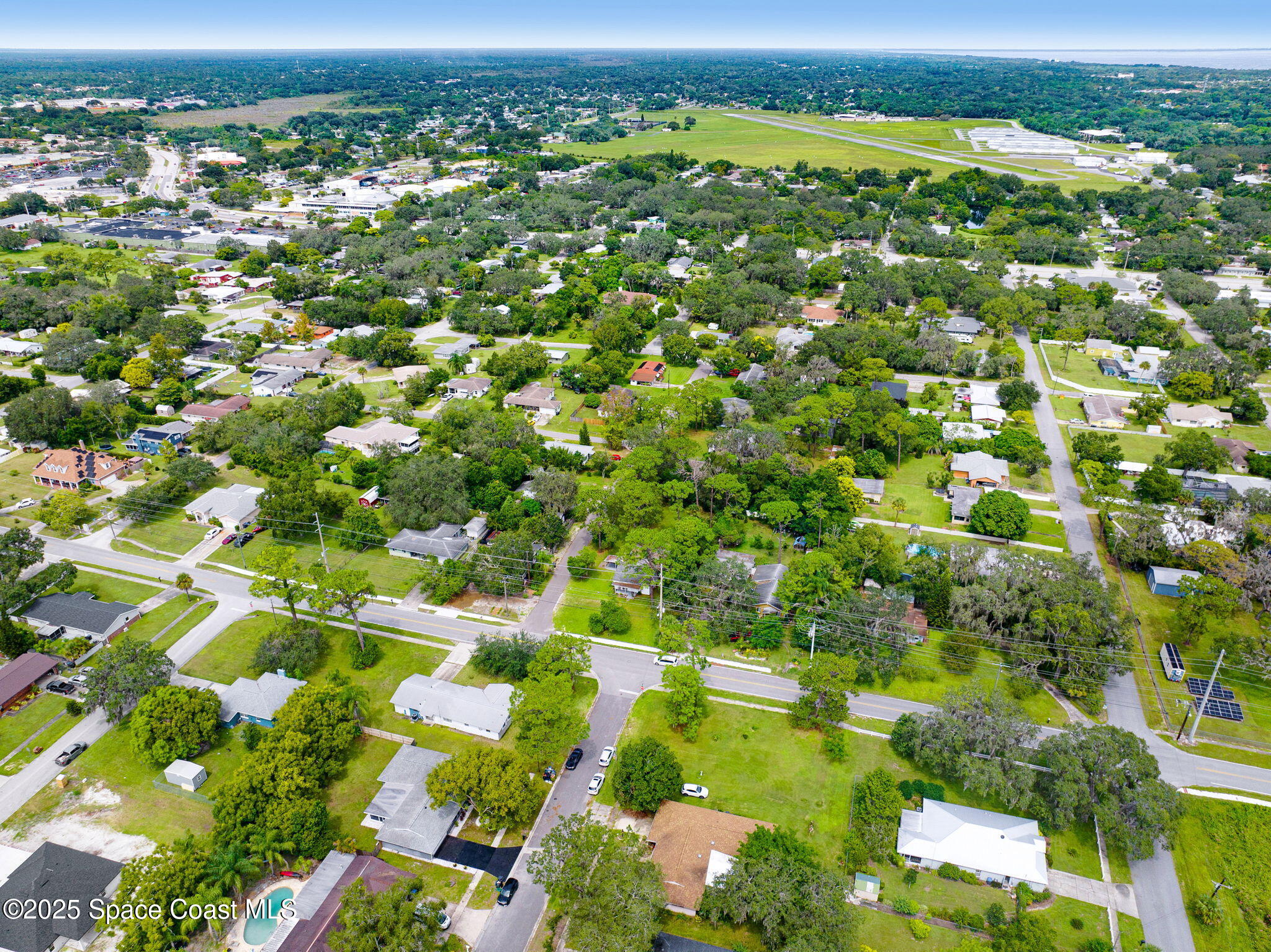 416 Poinsettia Avenue