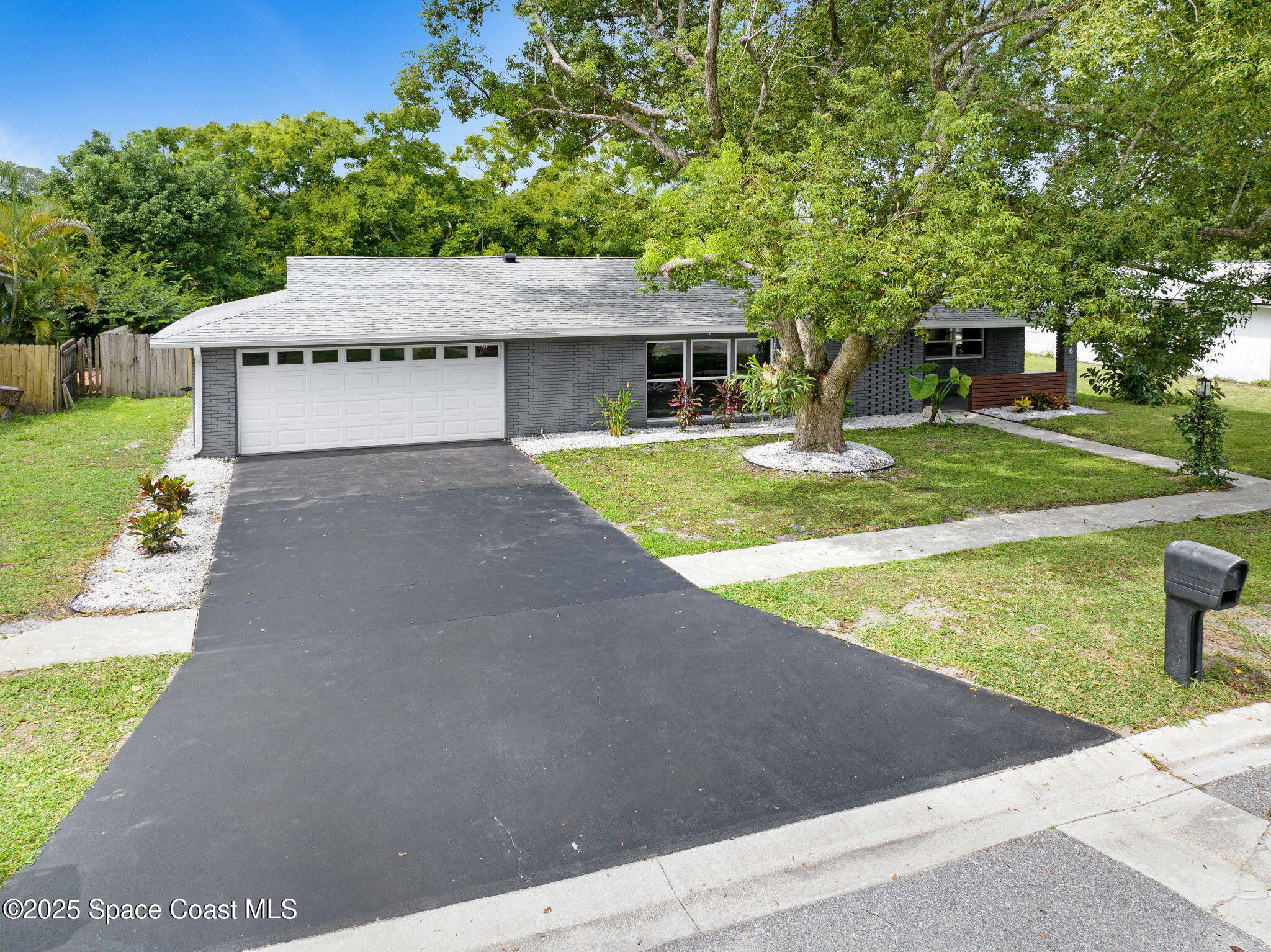 416 Poinsettia Avenue