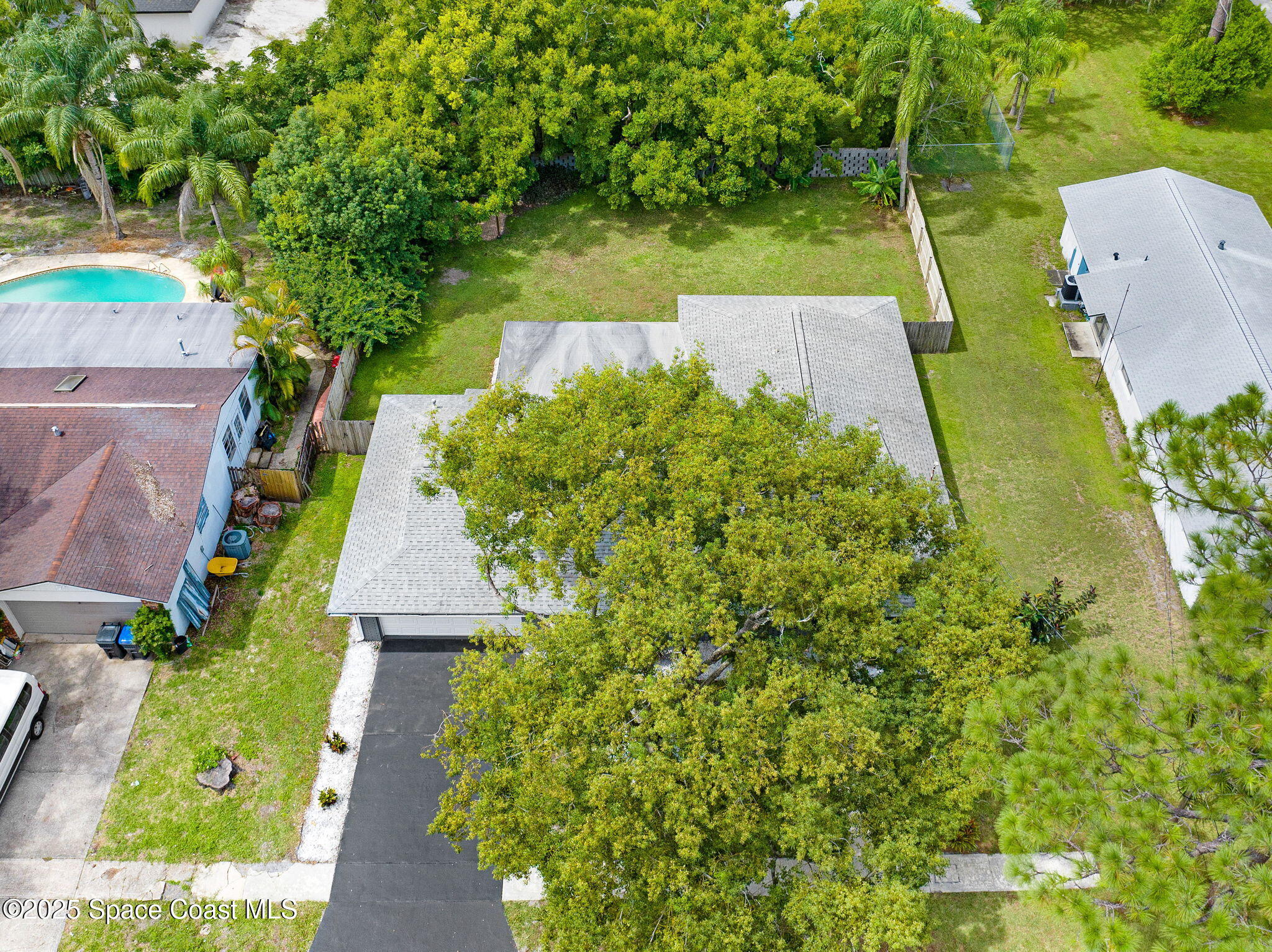 416 Poinsettia Avenue