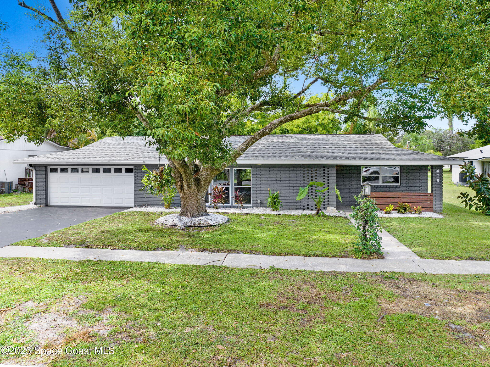 416 Poinsettia Avenue