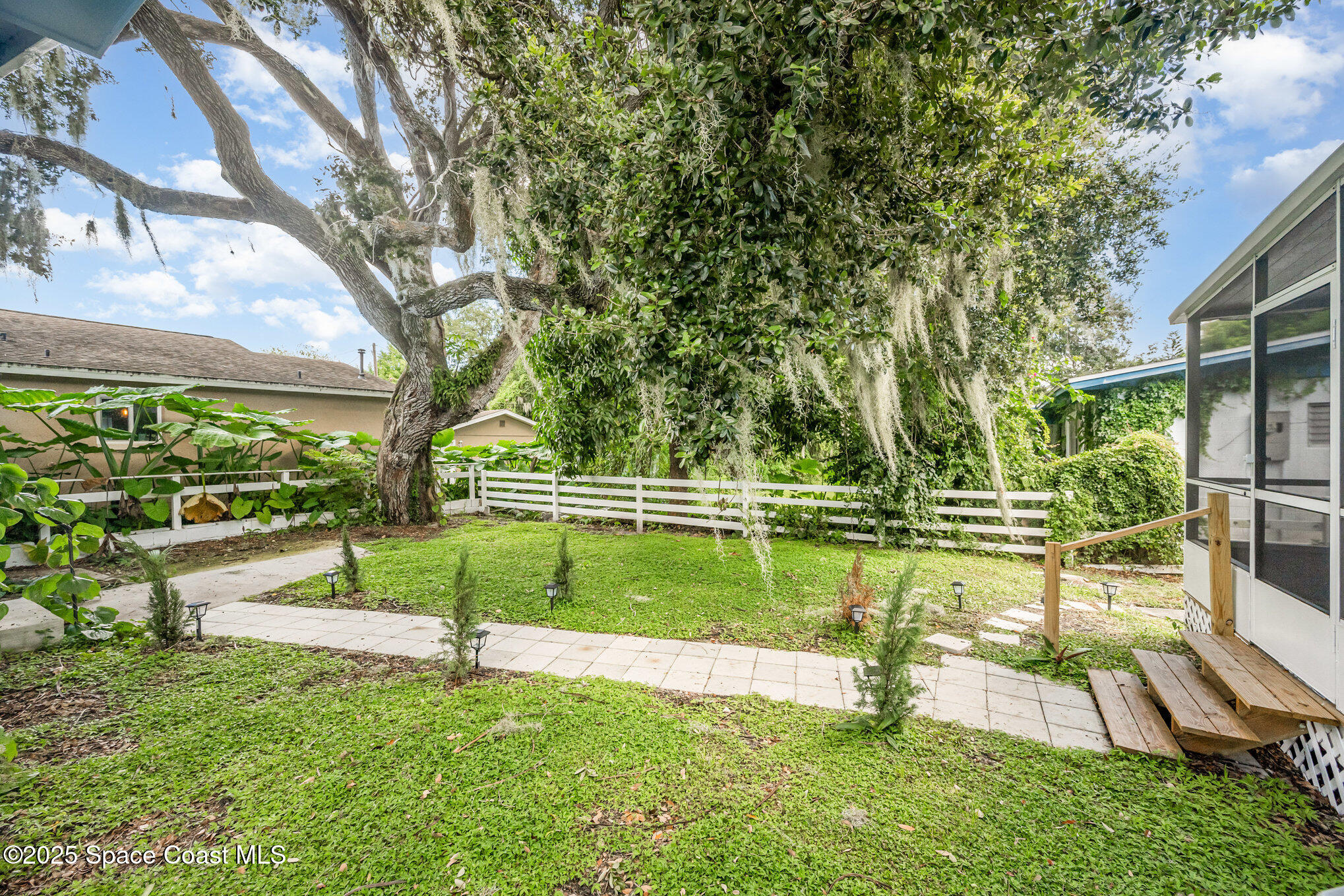42 N Fernwood Drive