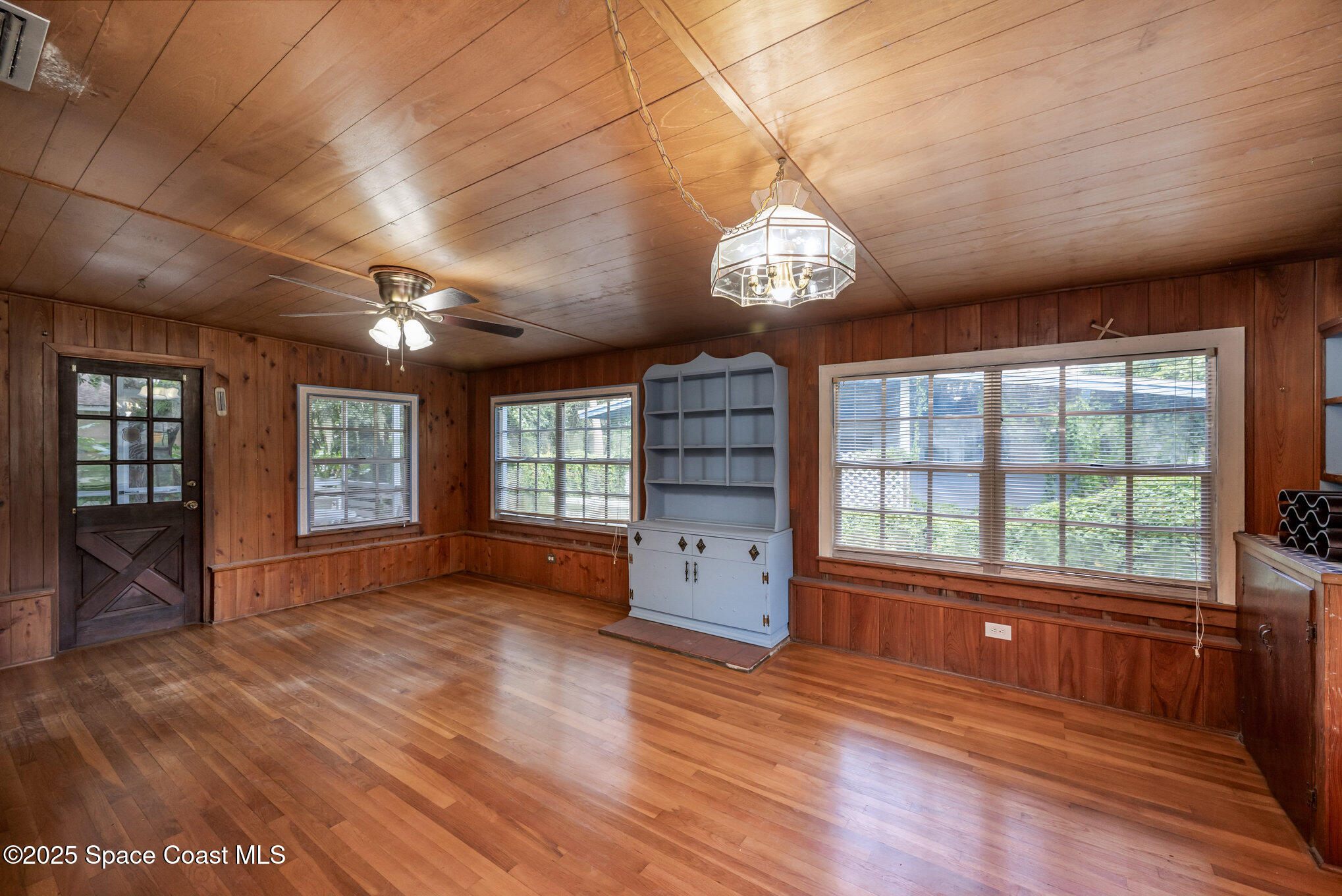 42 N Fernwood Drive