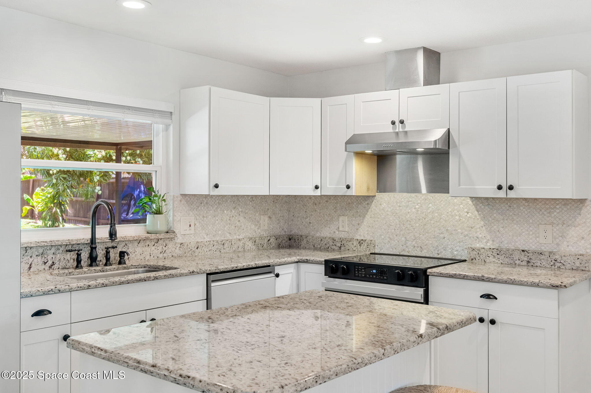 3353 Jay Tee Drive