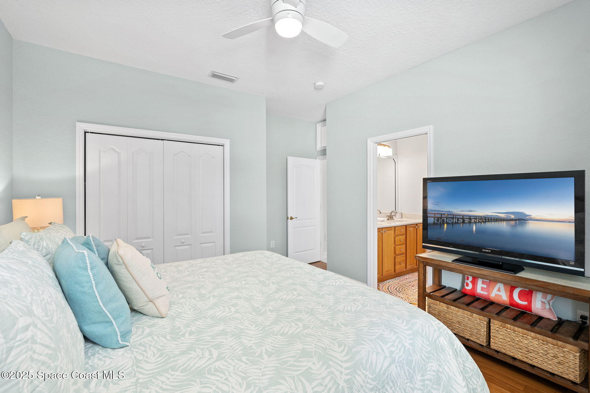 3061 Southern Oaks Drive