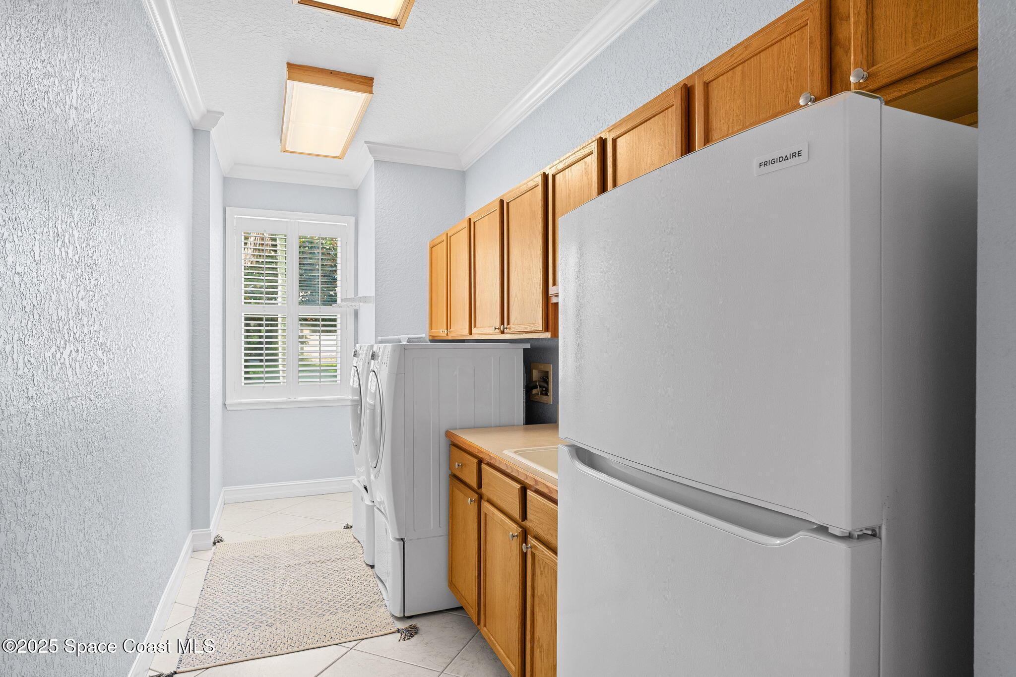 3061 Southern Oaks Drive