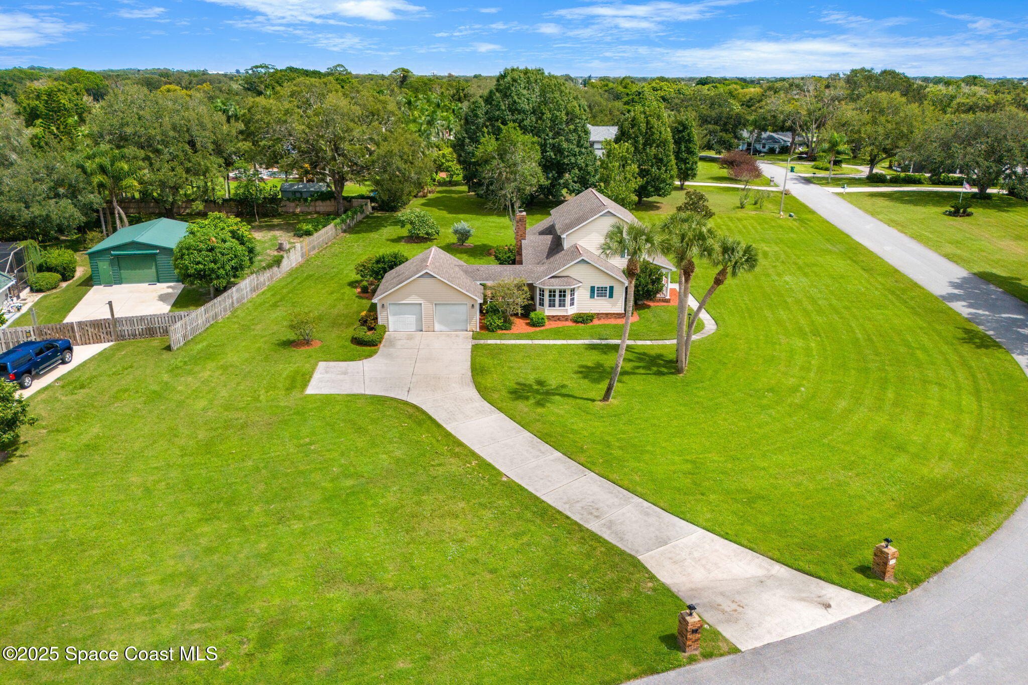 750 River Oaks Lane