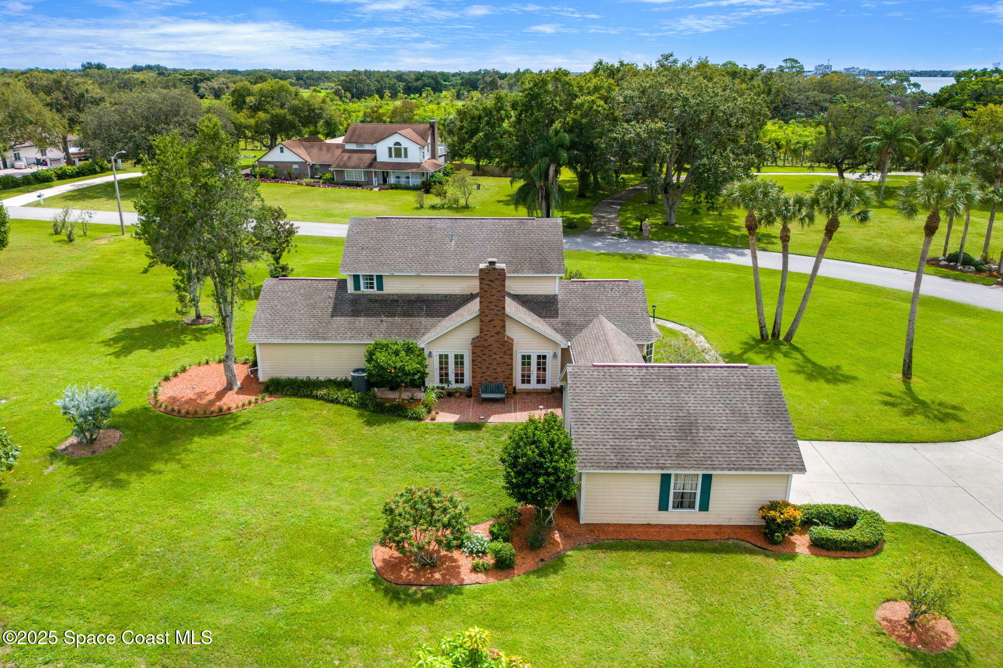 750 River Oaks Lane