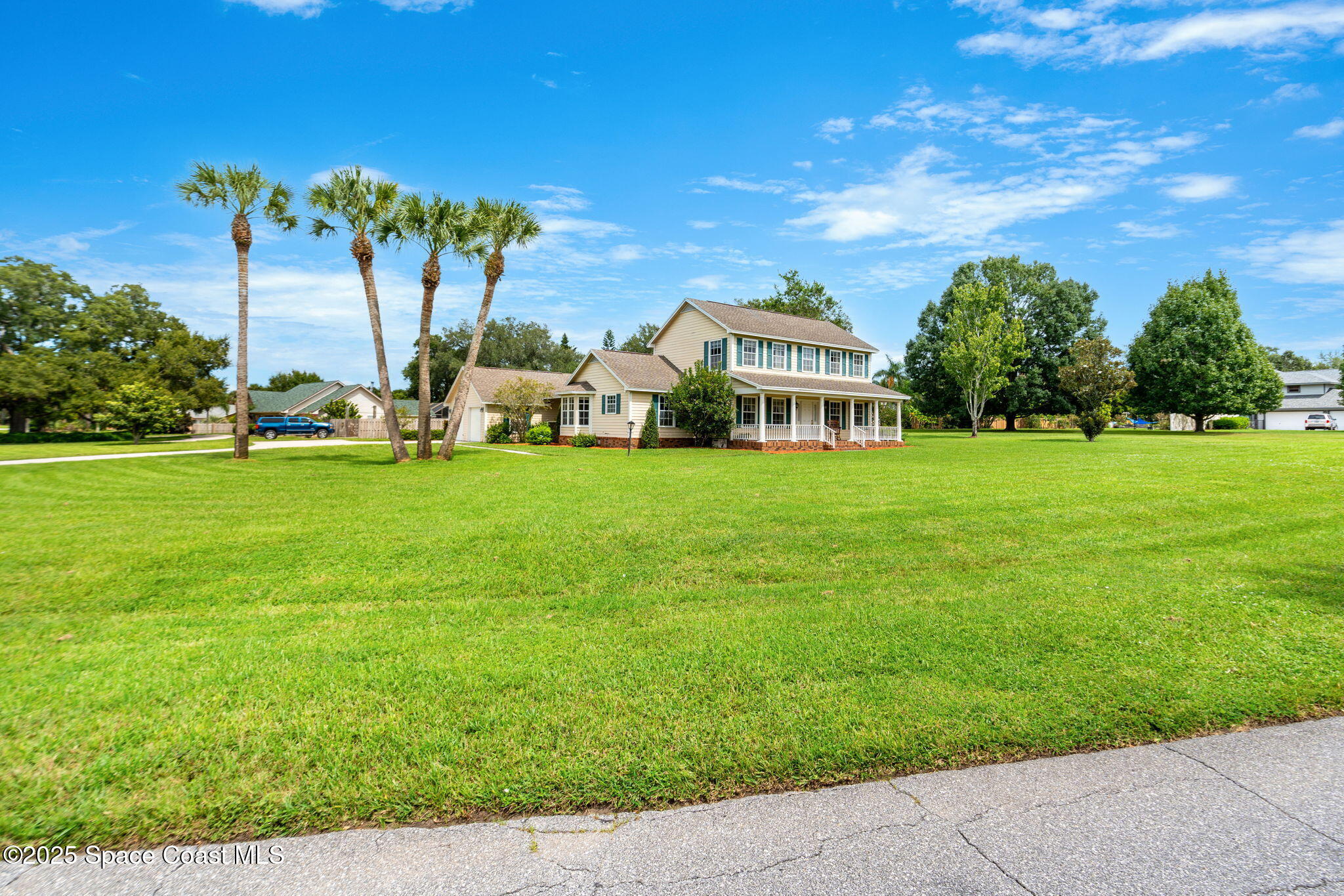 750 River Oaks Lane