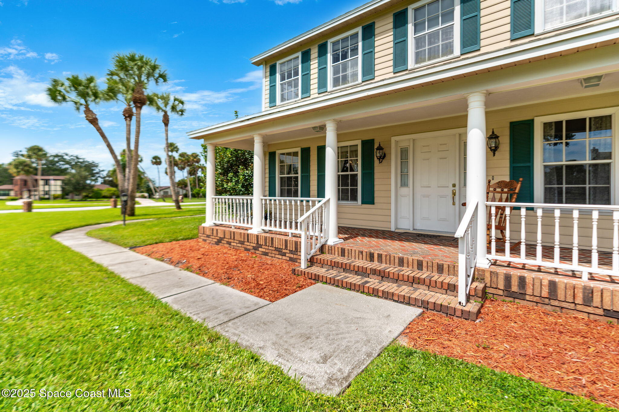 750 River Oaks Lane