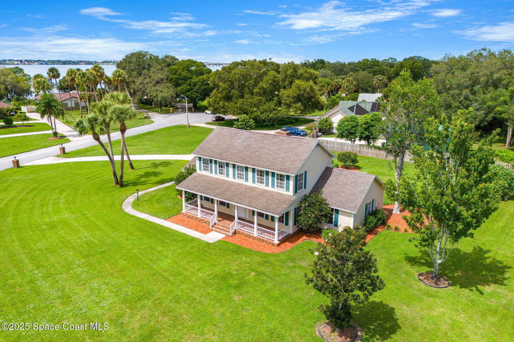 750 River Oaks Lane