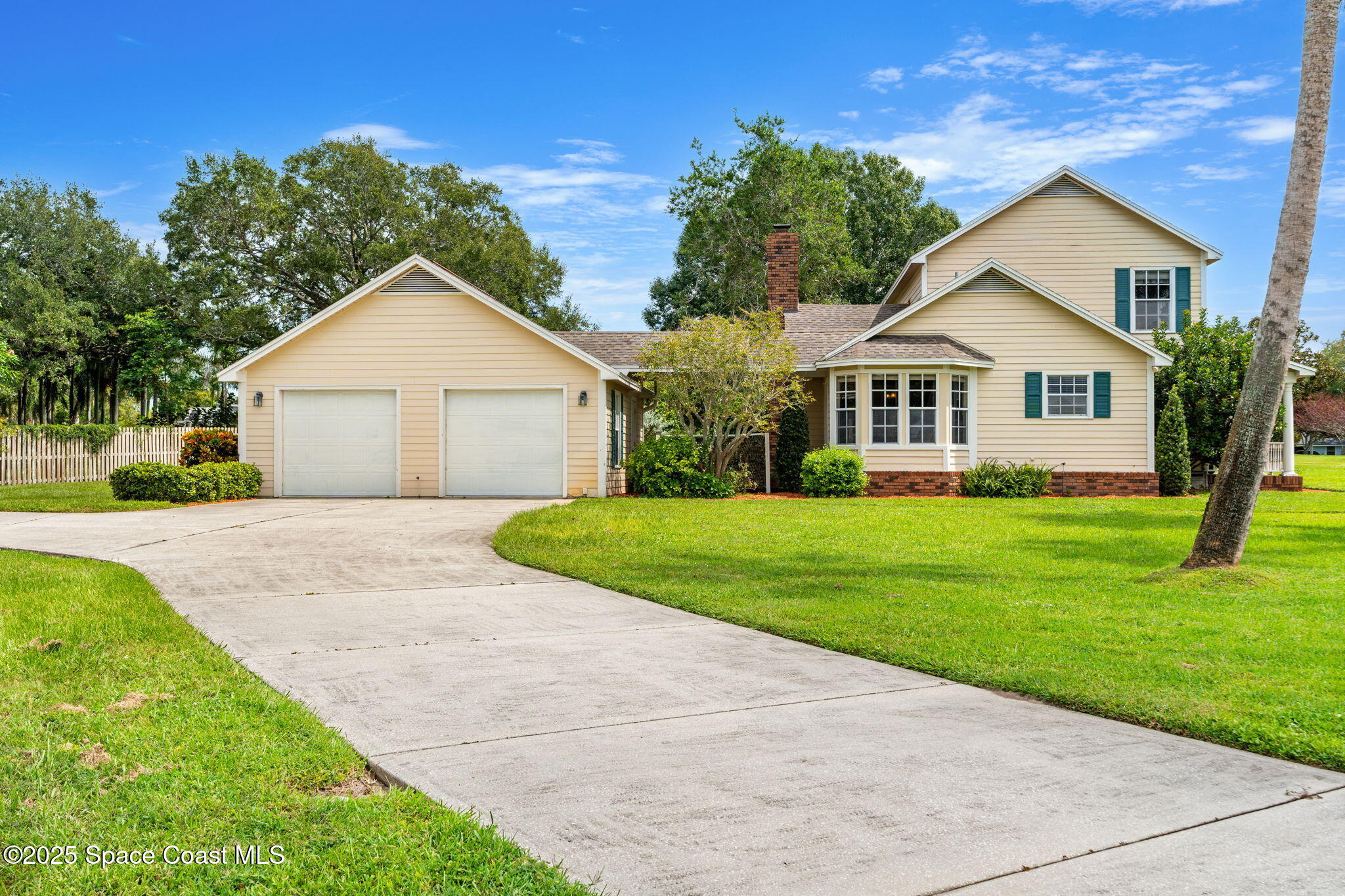 750 River Oaks Lane