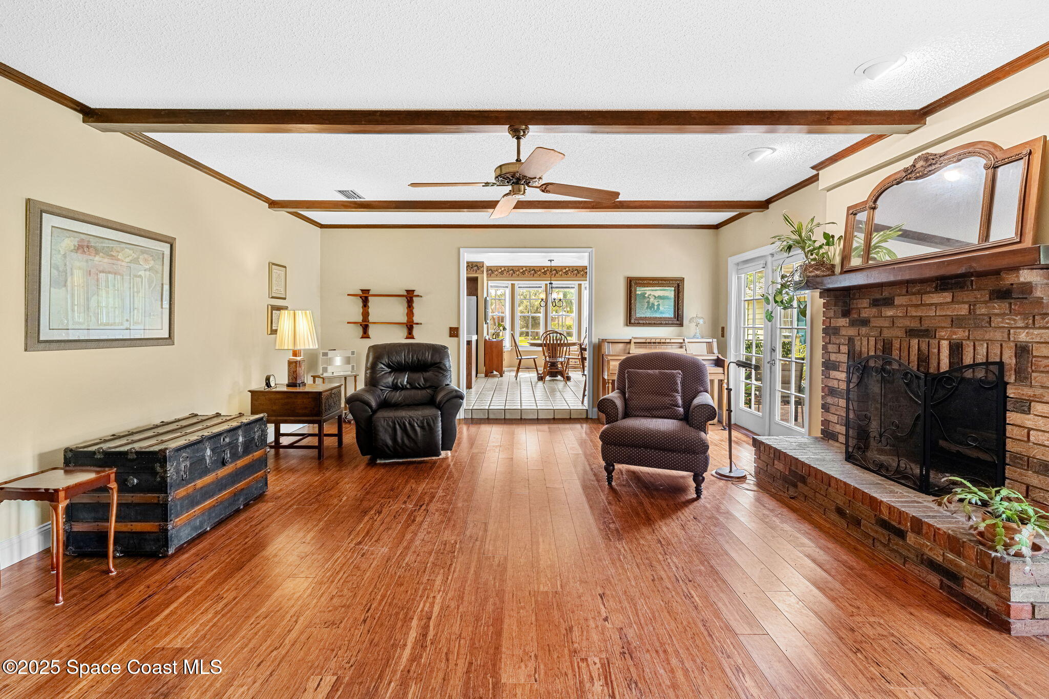 750 River Oaks Lane