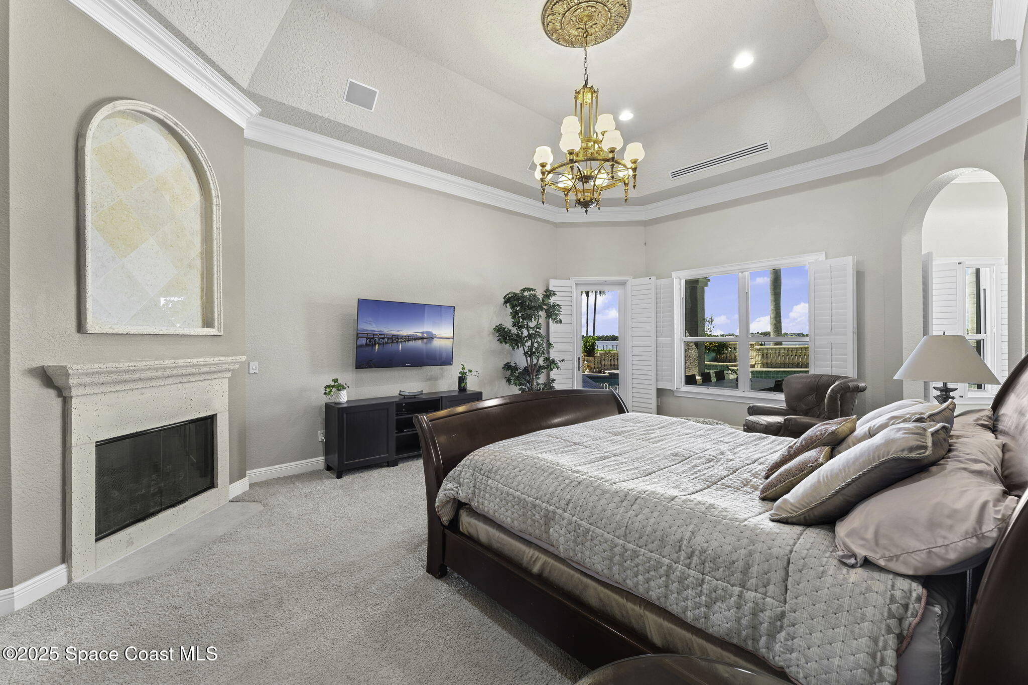 327 Lansing Island Drive
