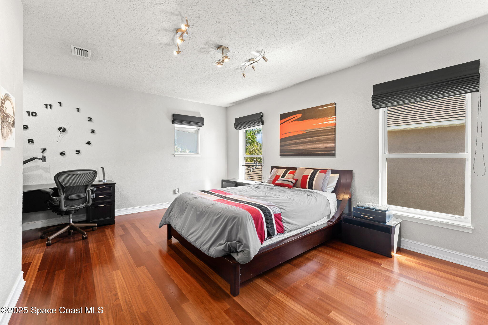 327 Lansing Island Drive