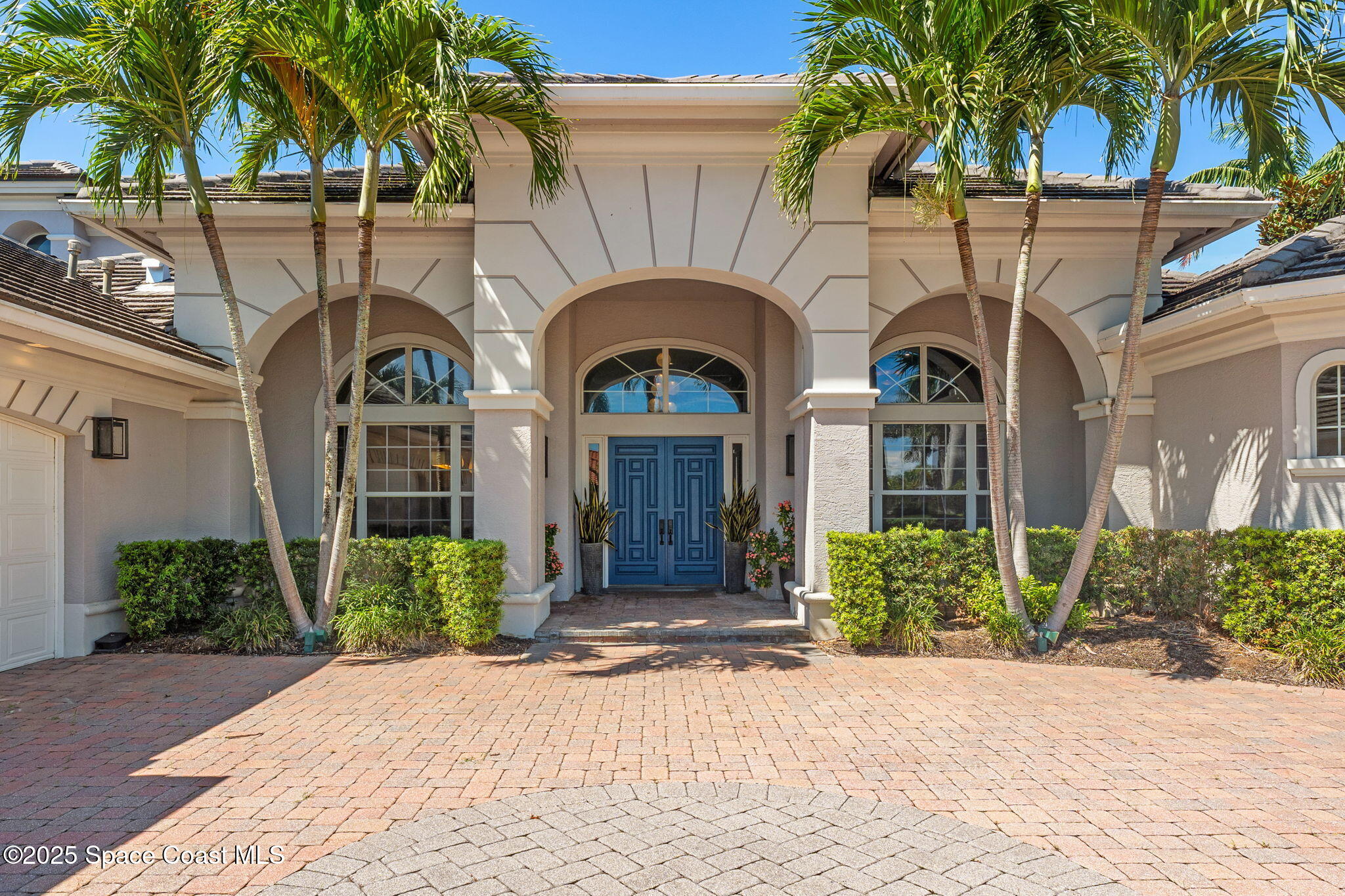 327 Lansing Island Drive