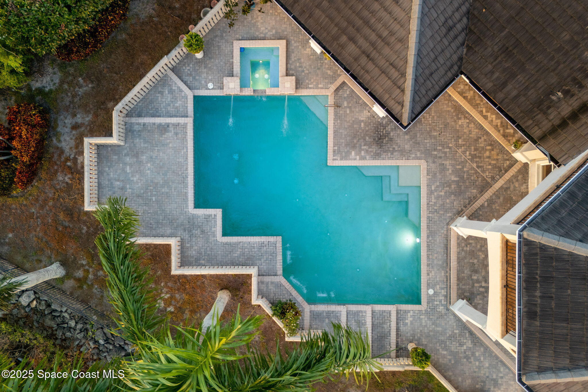 327 Lansing Island Drive