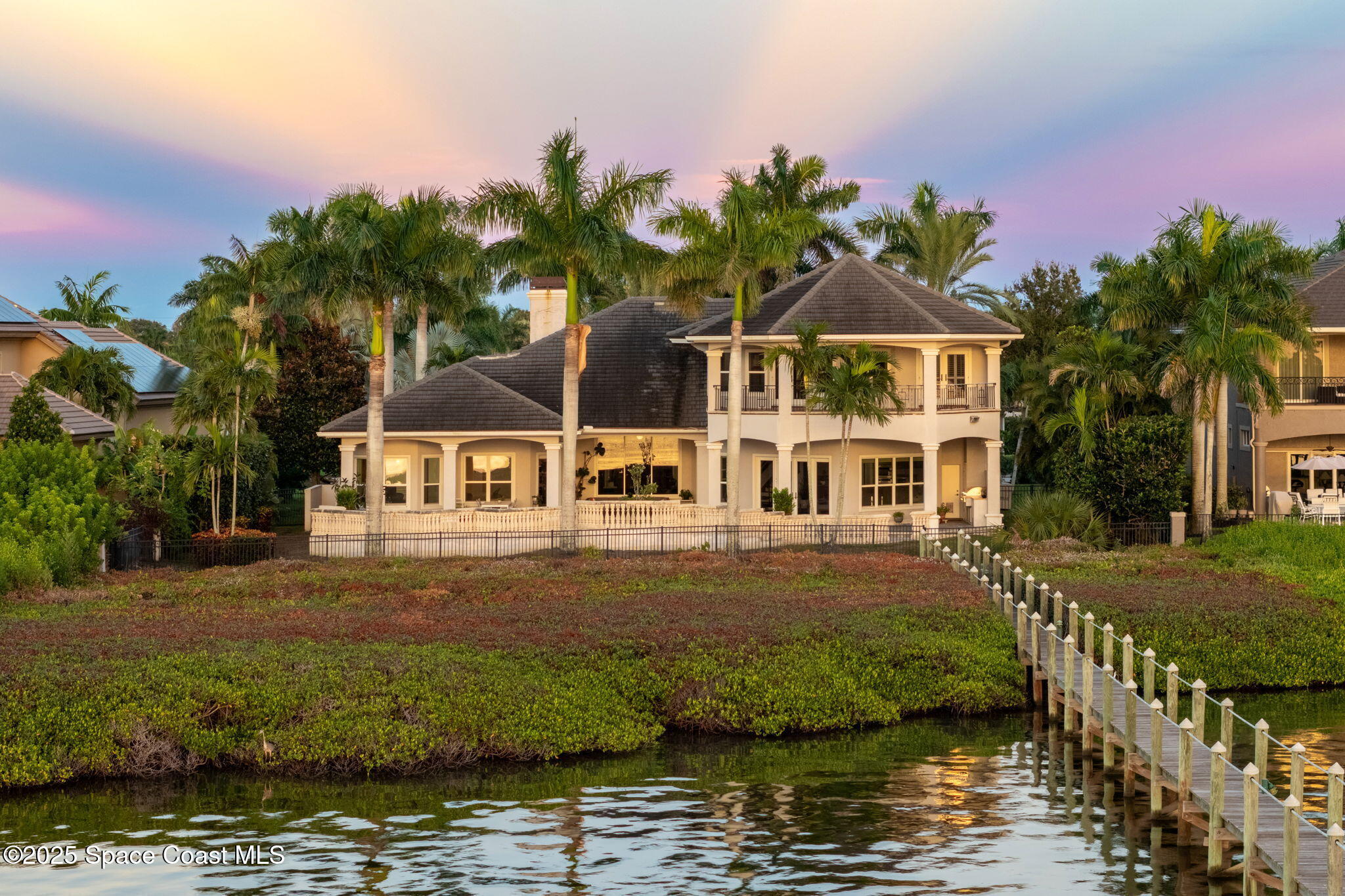 327 Lansing Island Drive