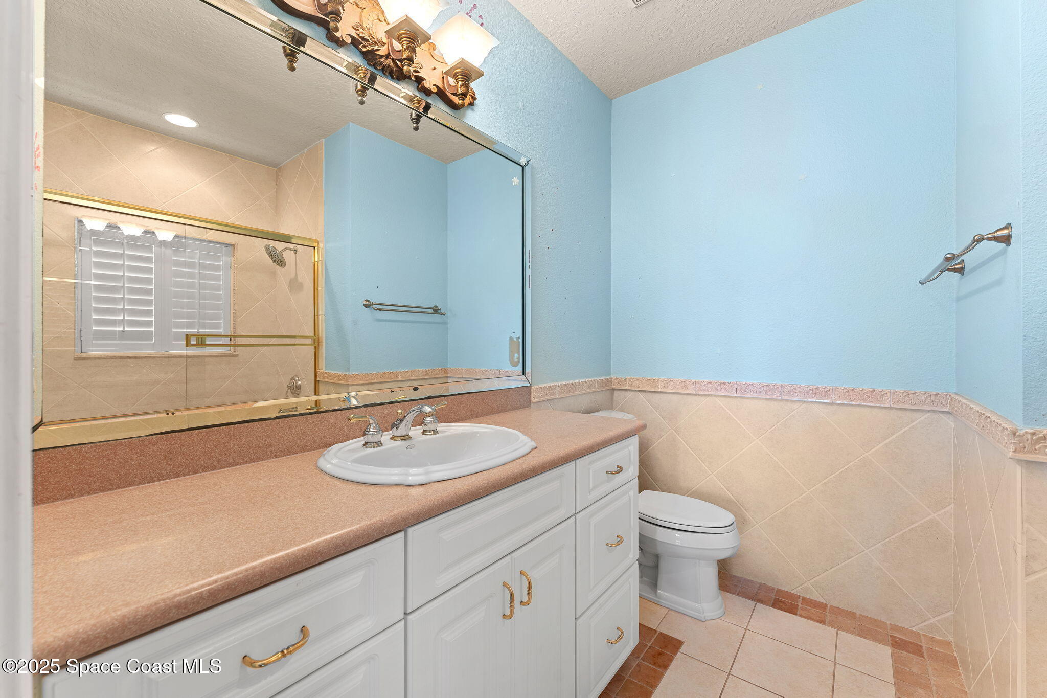 327 Lansing Island Drive