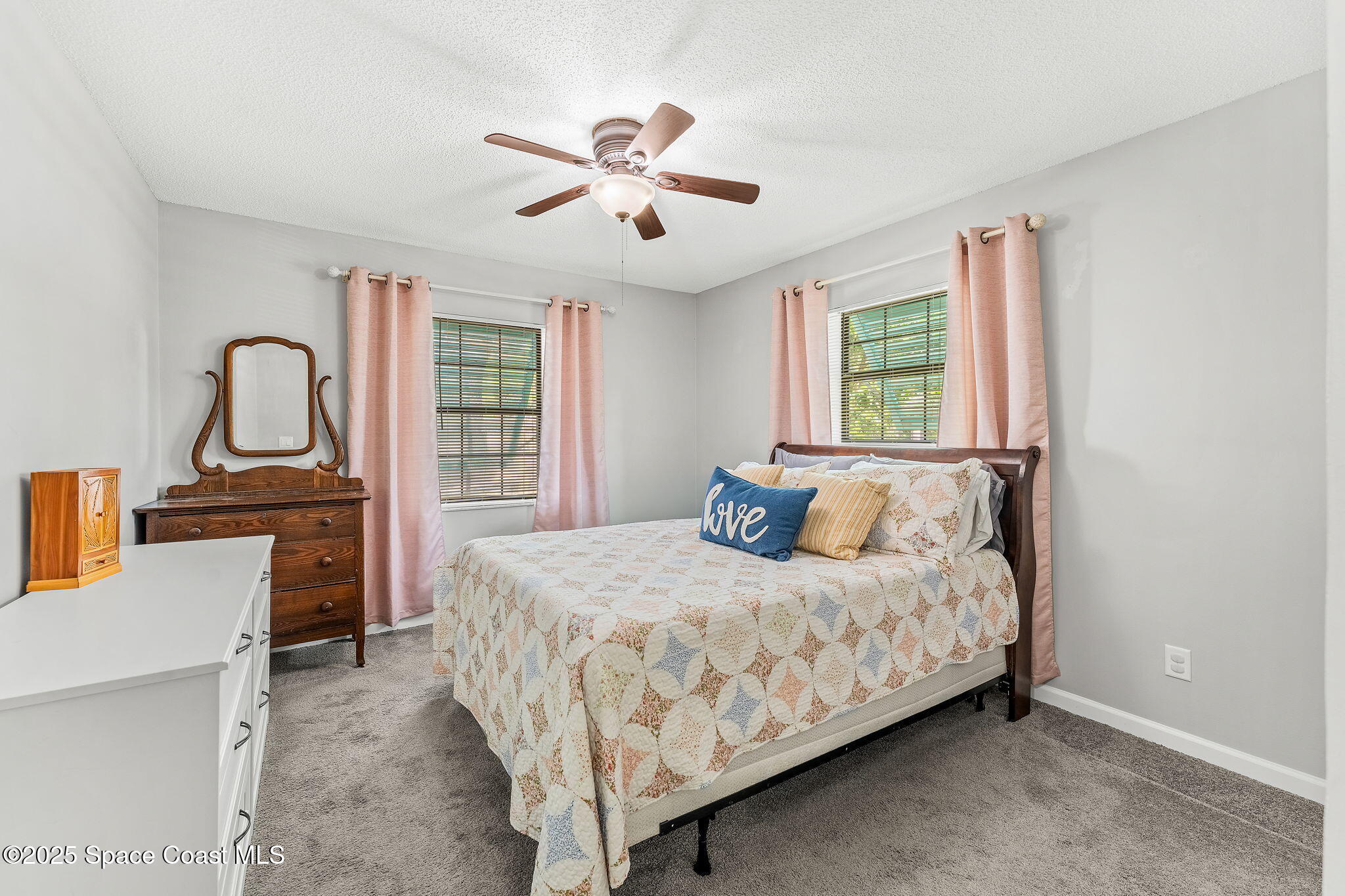 1370 Medina Avenue NW