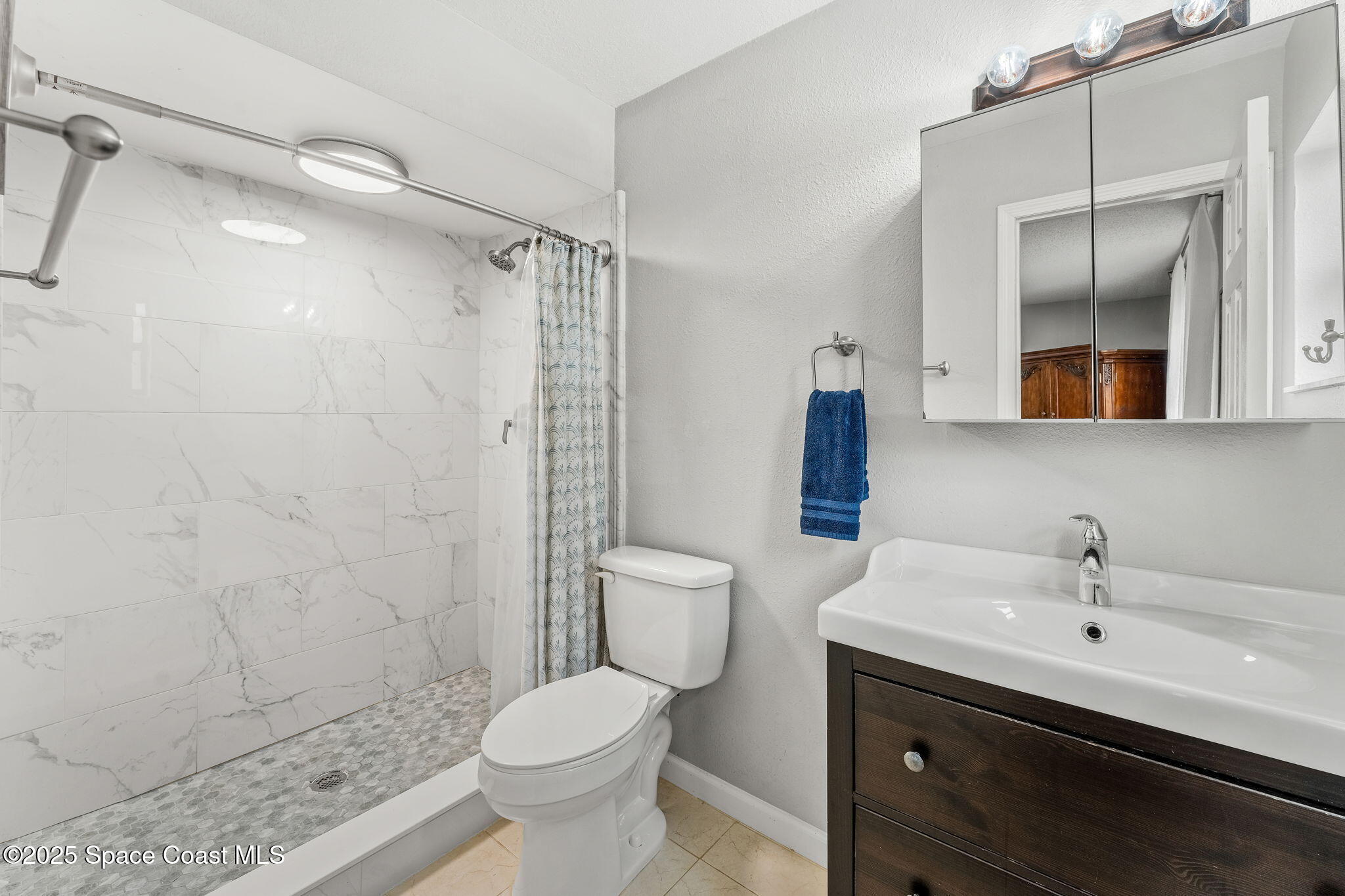 1370 Medina Avenue NW