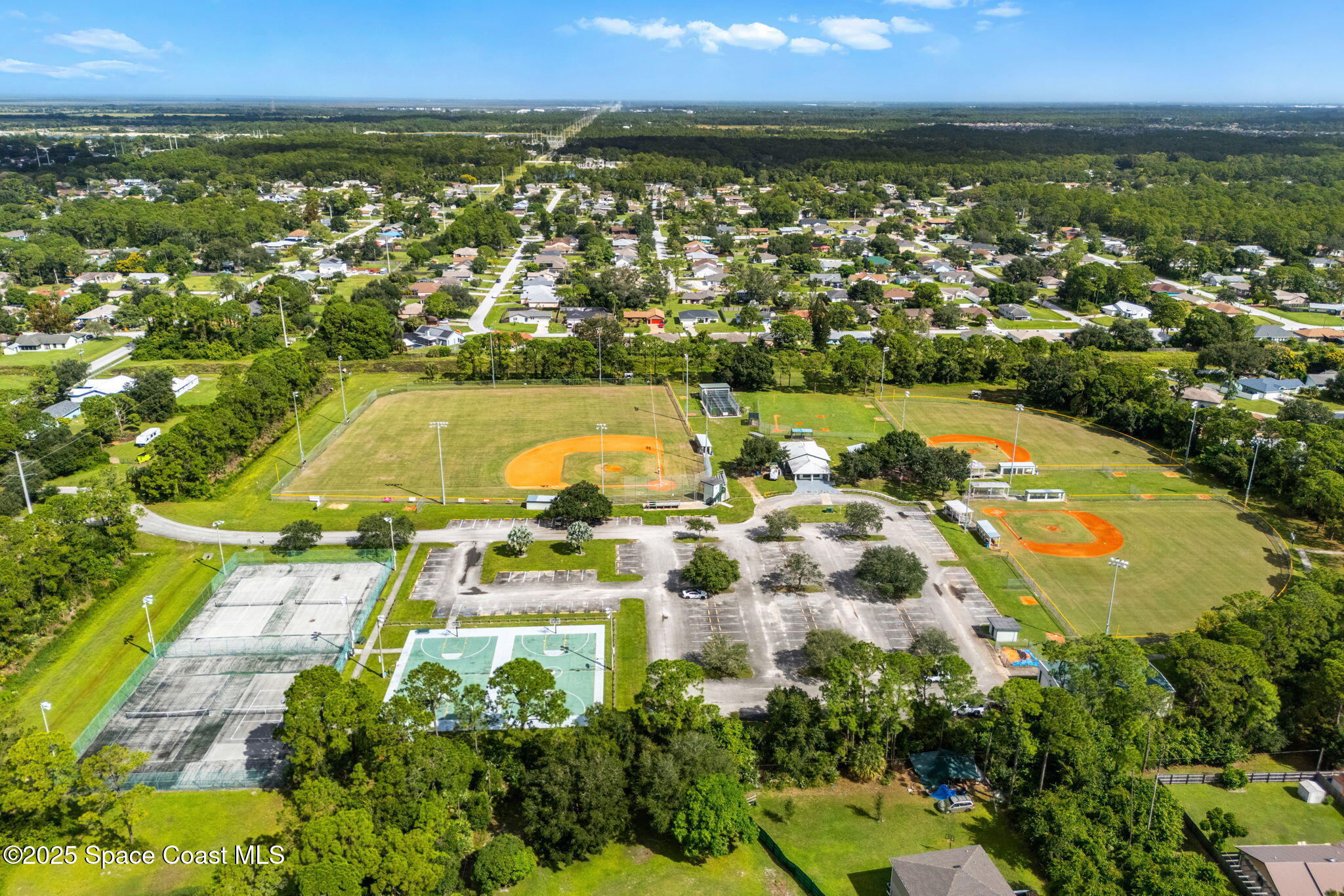 1370 Medina Avenue NW