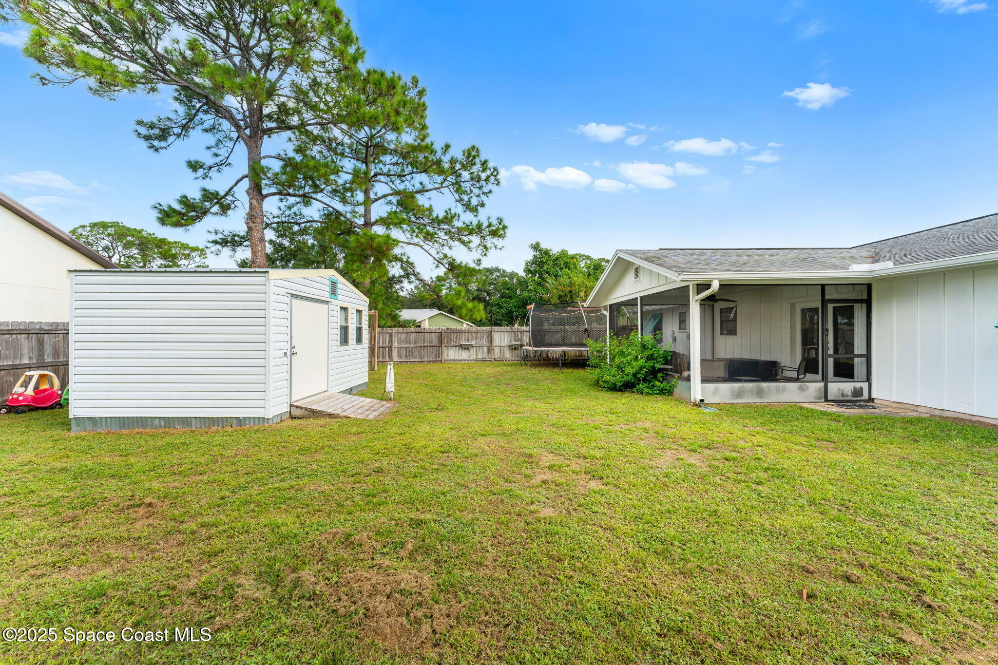 1370 Medina Avenue NW