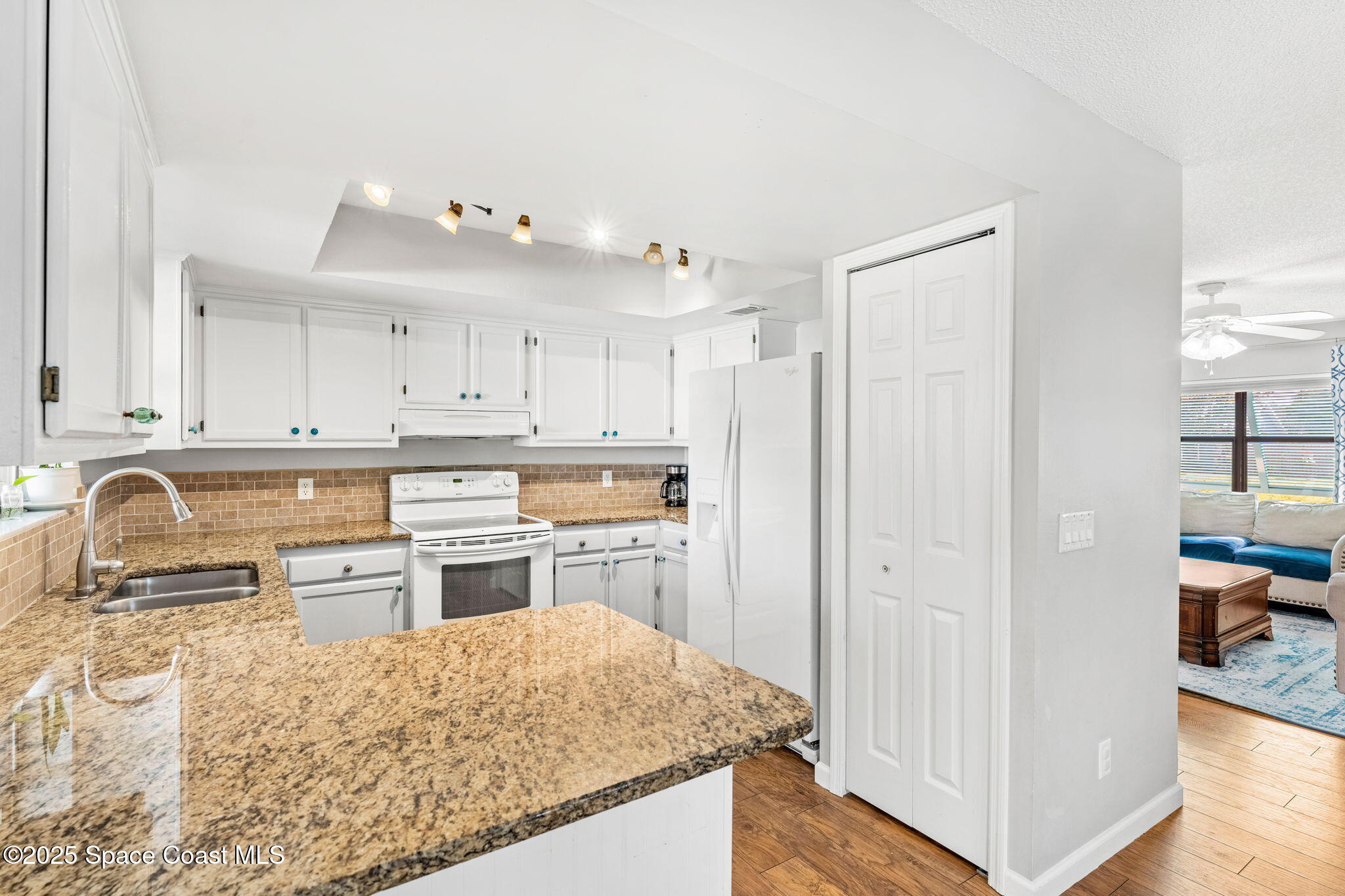 1370 Medina Avenue NW