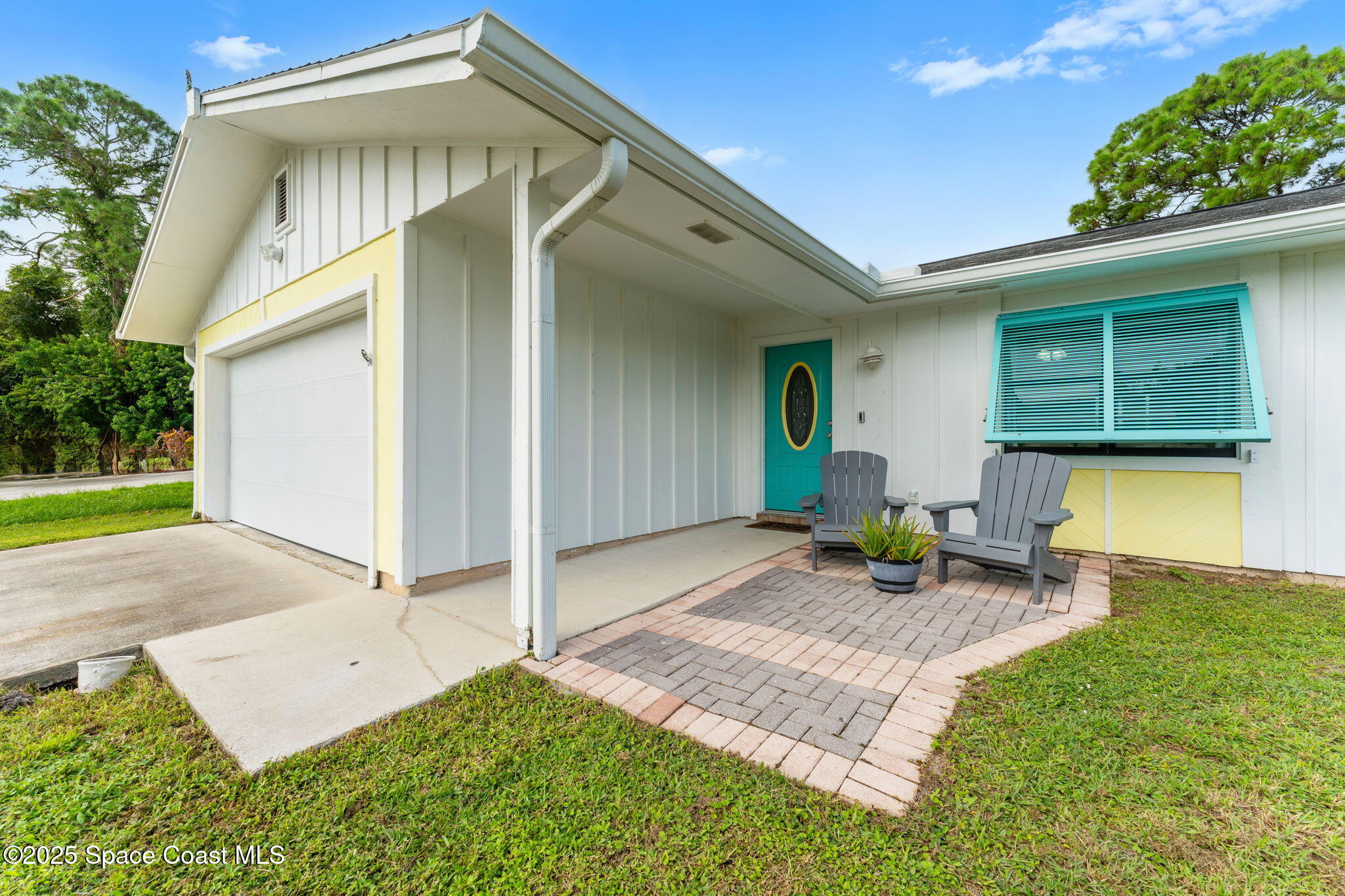 1370 Medina Avenue NW