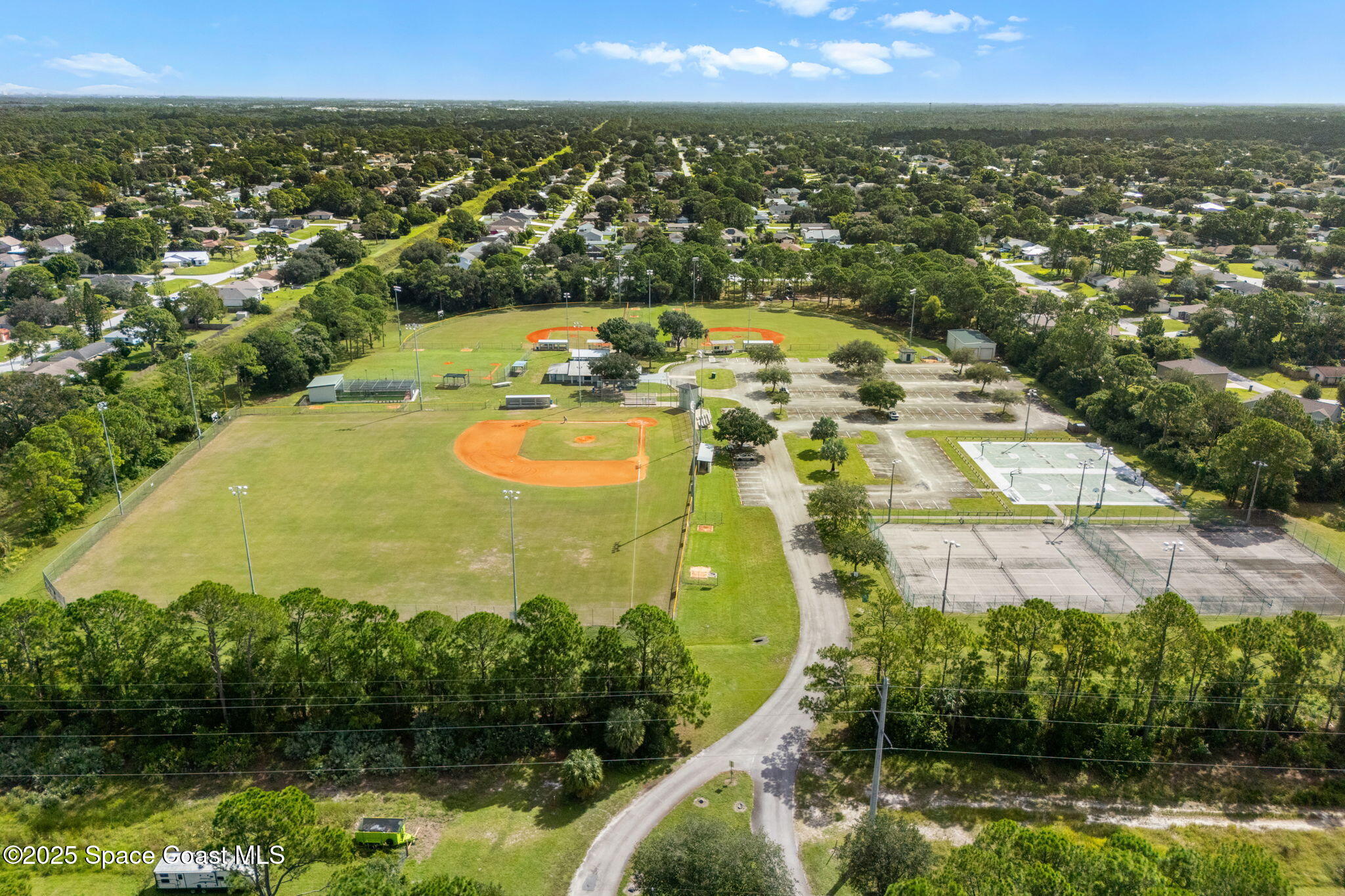 1370 Medina Avenue NW