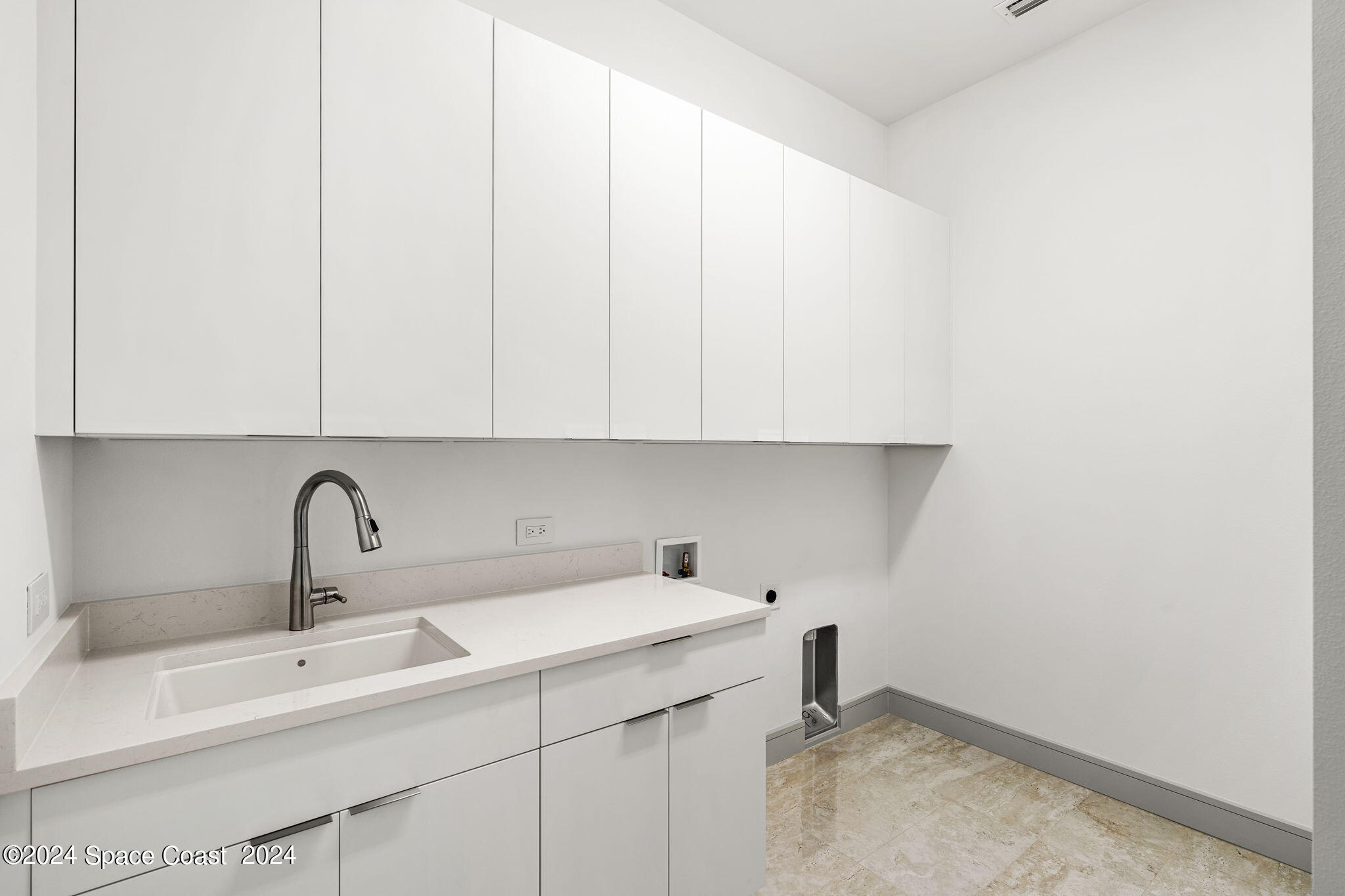 6374 Modern Duran Drive