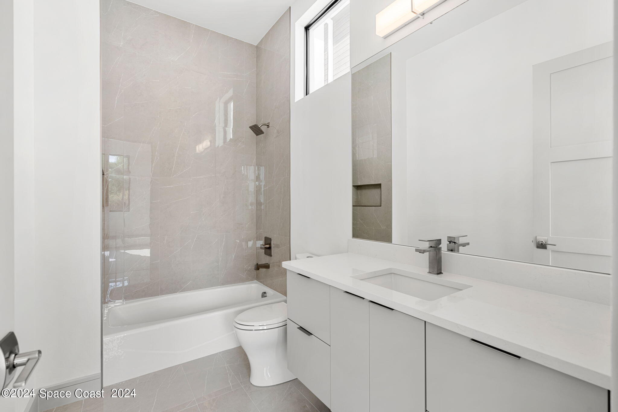 6374 Modern Duran Drive