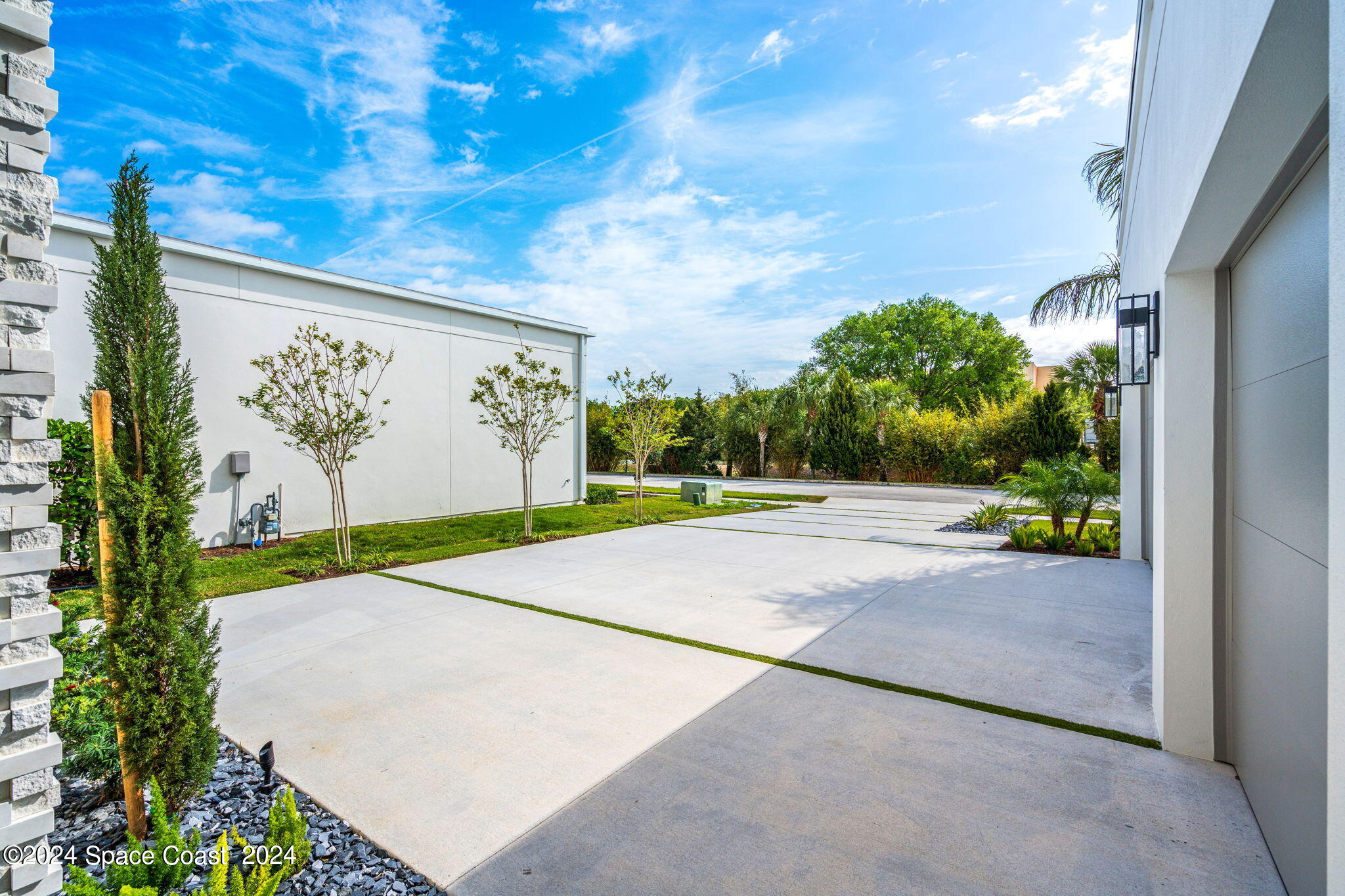 6374 Modern Duran Drive