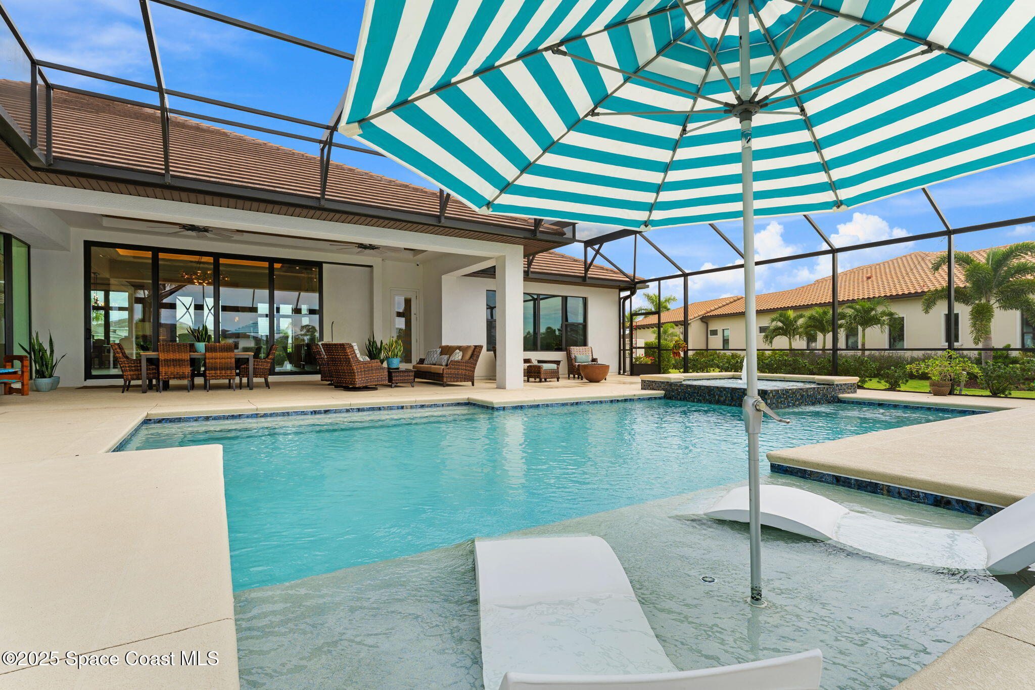 3709 Lake Adelaide Place