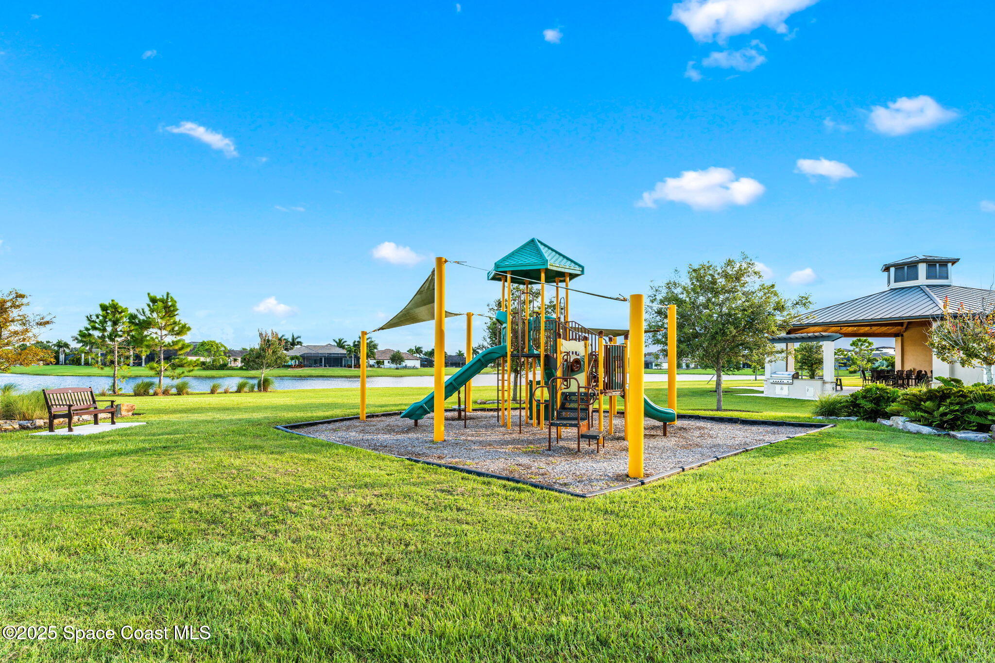 3709 Lake Adelaide Place