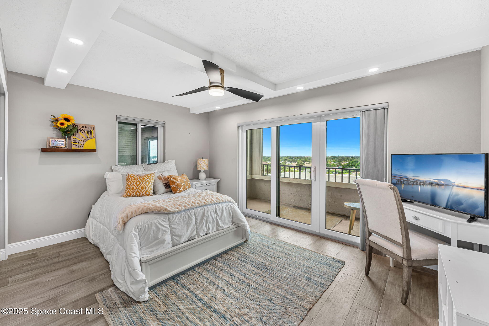 995 N Highway A1A, 510