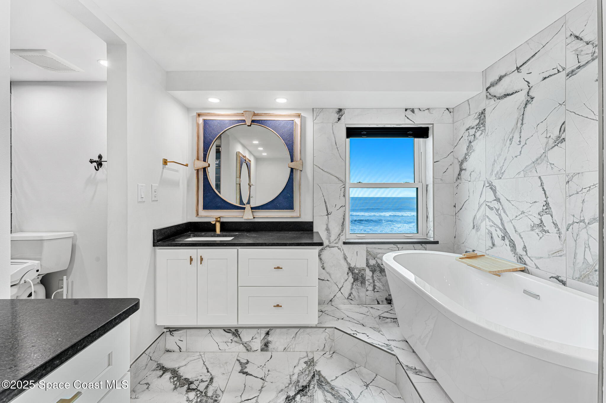995 N Highway A1A, 510
